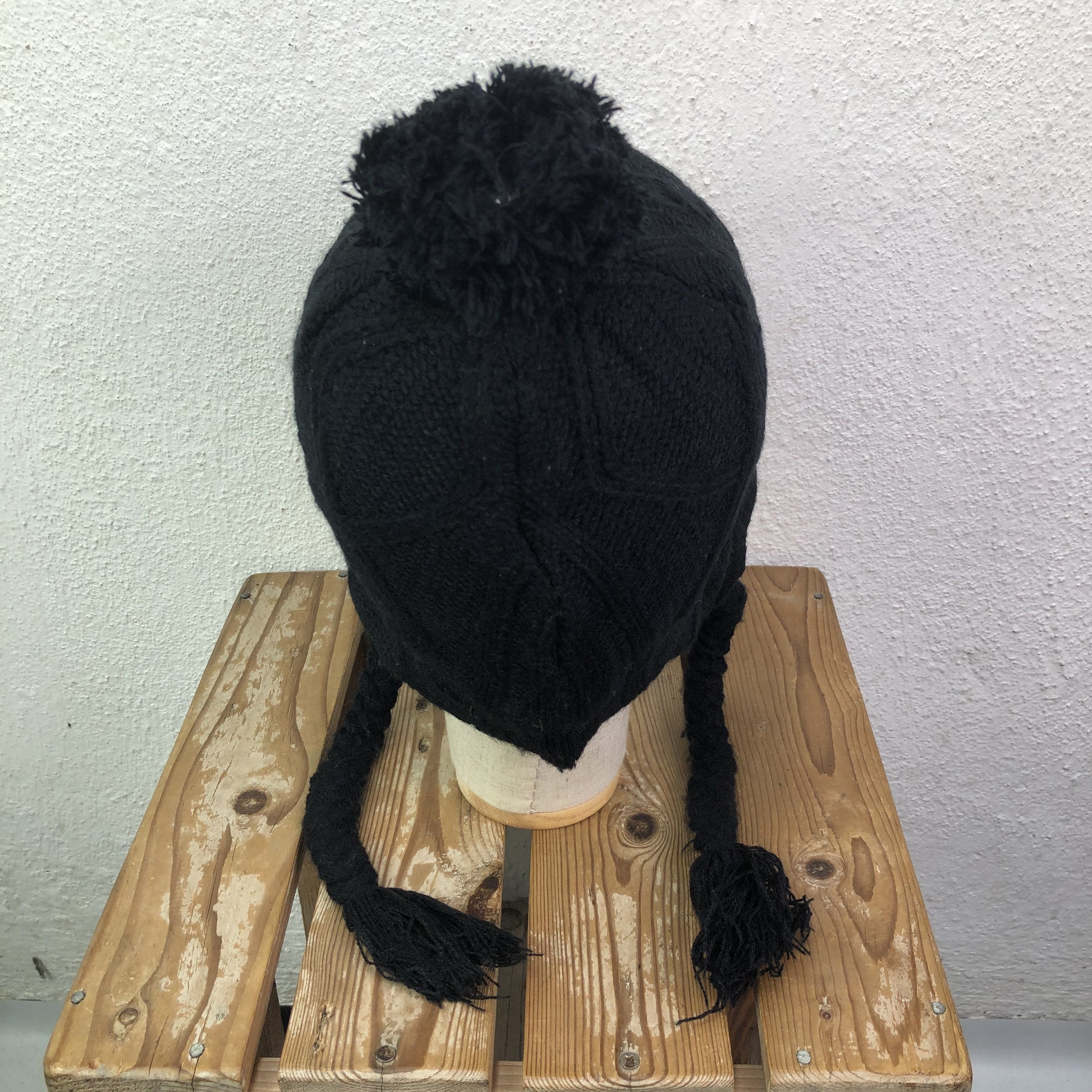 Tommy Hilfiger × Tommy Jeans Tommy girl black Earflip Hat Beanie Size ONE SIZE - 4 Thumbnail