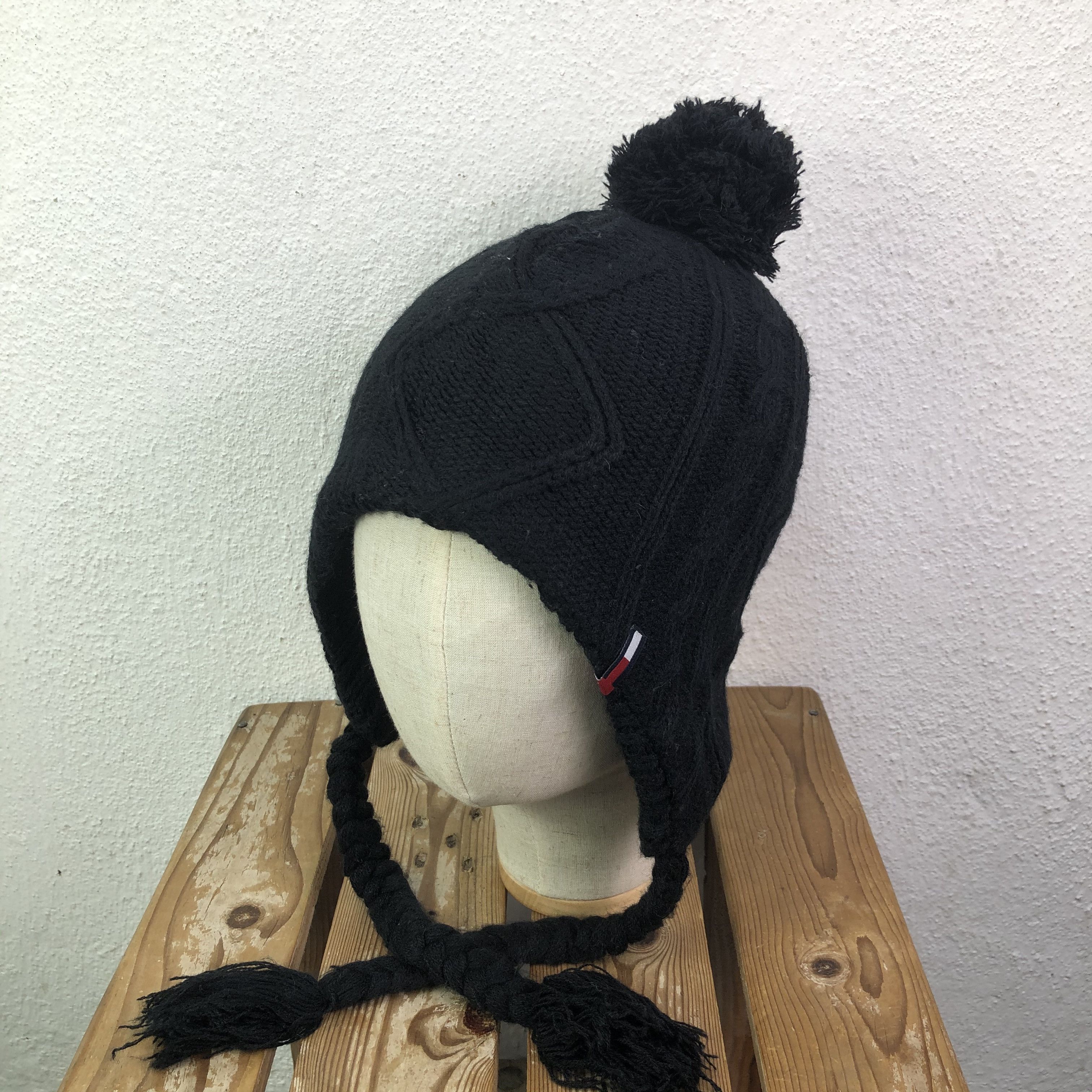 Tommy Hilfiger × Tommy Jeans Tommy girl black Earflip Hat Beanie Size ONE SIZE - 1 Thumbnail