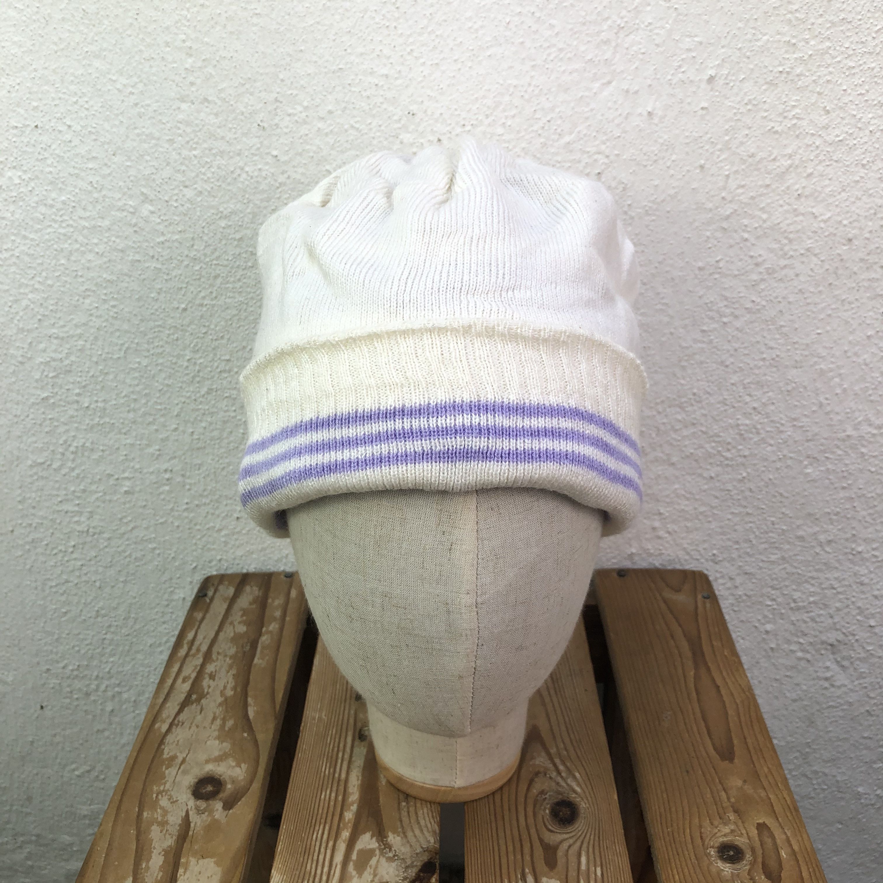 Adidas Adidas White Beanie Hat Size ONE SIZE - 3 Thumbnail