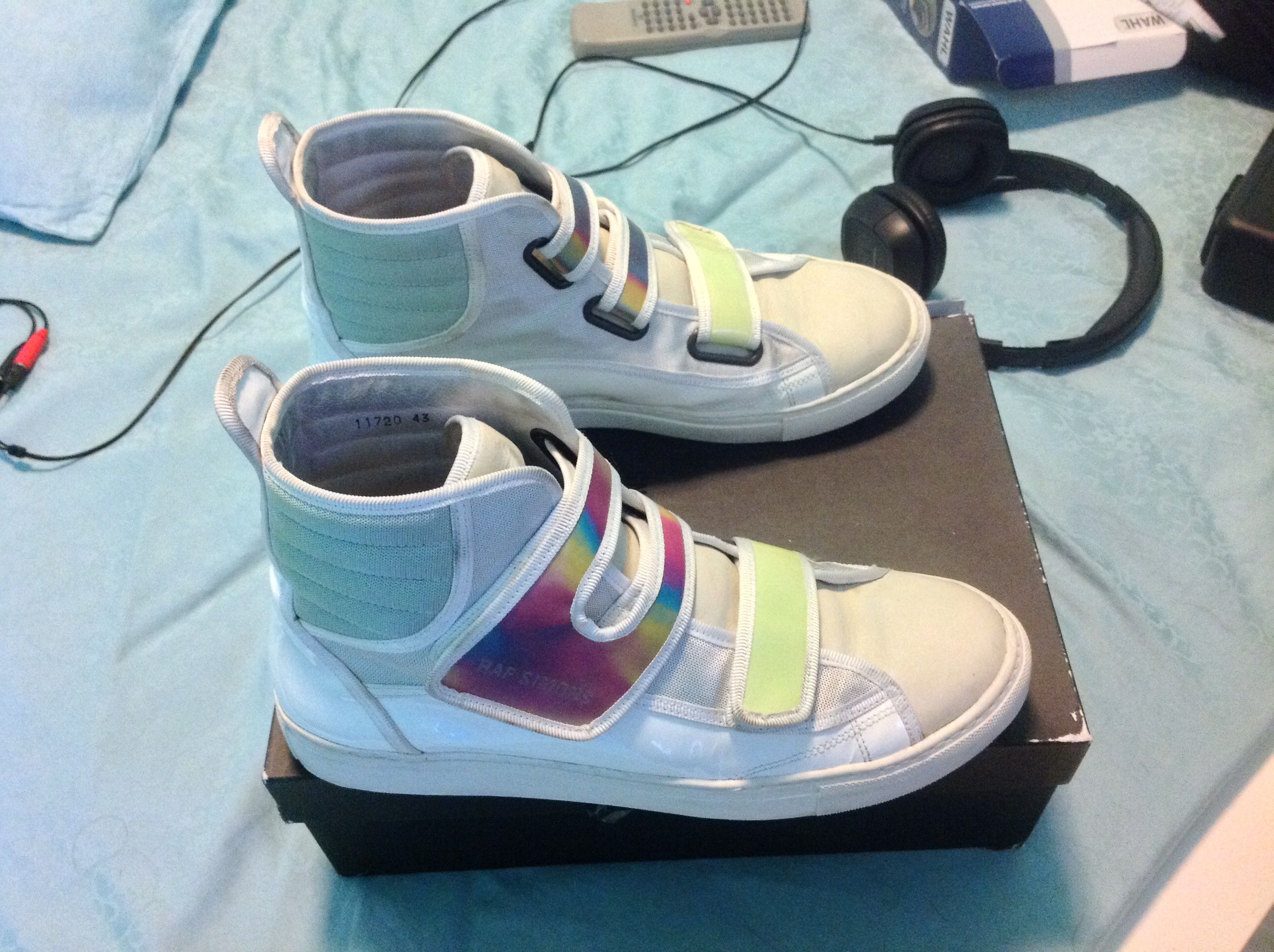 Raf Simons Velcro high tops holographic Size US 10 / EU 43 - 5 Preview