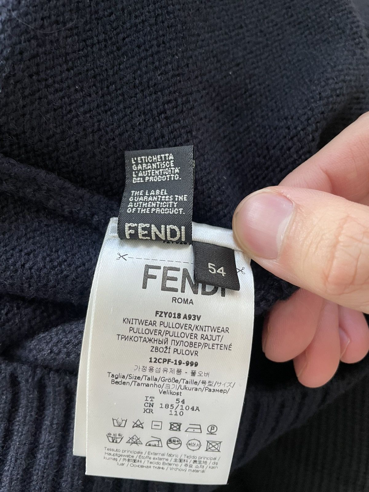 Fendi $2,500 Value Fendi Super Runway Cashmere Sweater Brand New Size US L / EU 52-54 / 3 - 5 Thumbnail