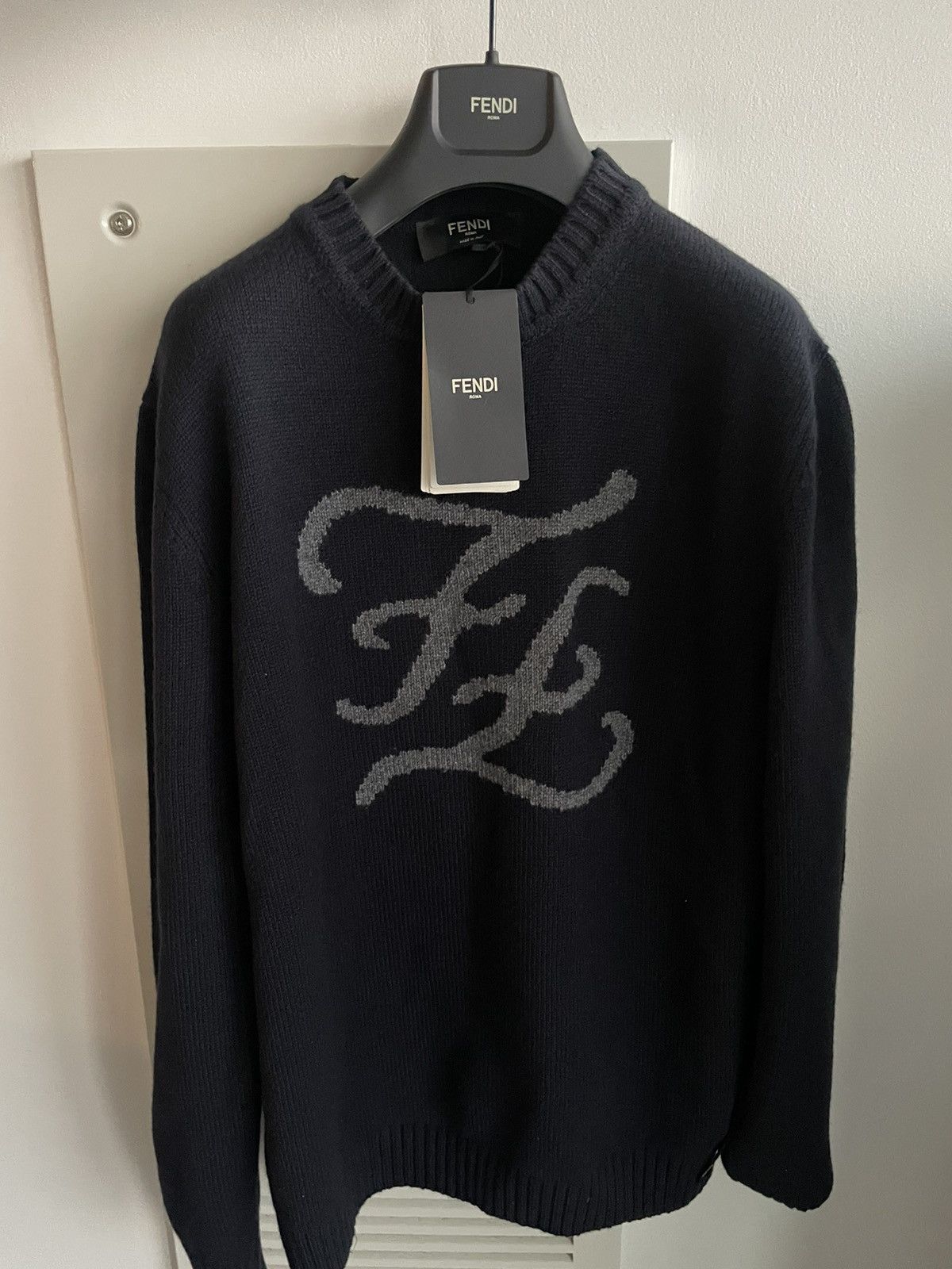 Fendi $2,500 Value Fendi Super Runway Cashmere Sweater Brand New Size US L / EU 52-54 / 3 - 20 Thumbnail