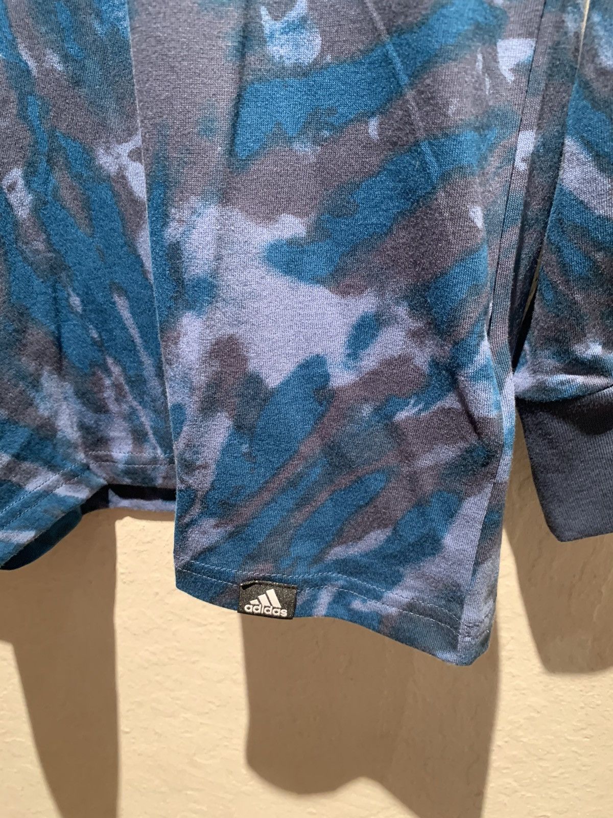 Adidas *RARE* New Adidas Butterfly Logo Striped Tie-Dye Long-Sleeve Size US M / EU 48-50 / 2 - 5 Thumbnail