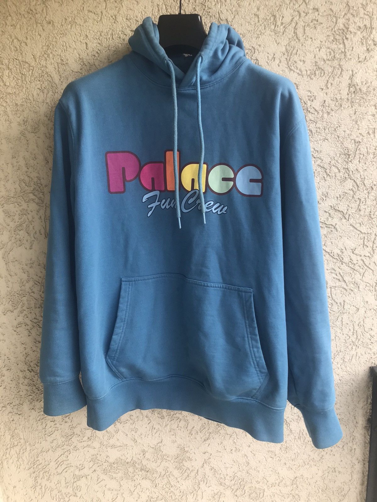 Palace fun crew on sale hoodie