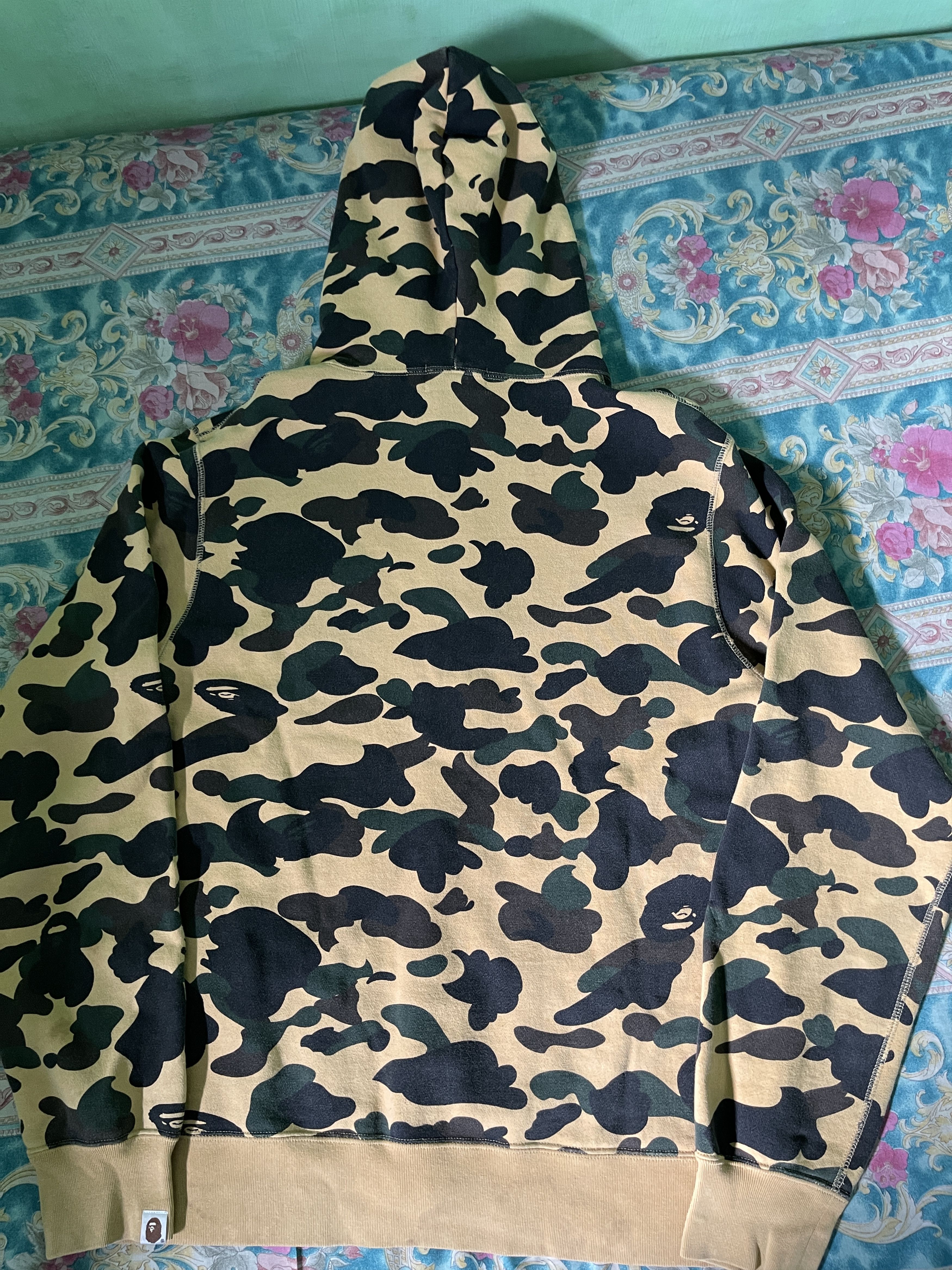 Bape Hoodie Bape Yellow Camo Size US XL / EU 56 / 4 - 4 Thumbnail