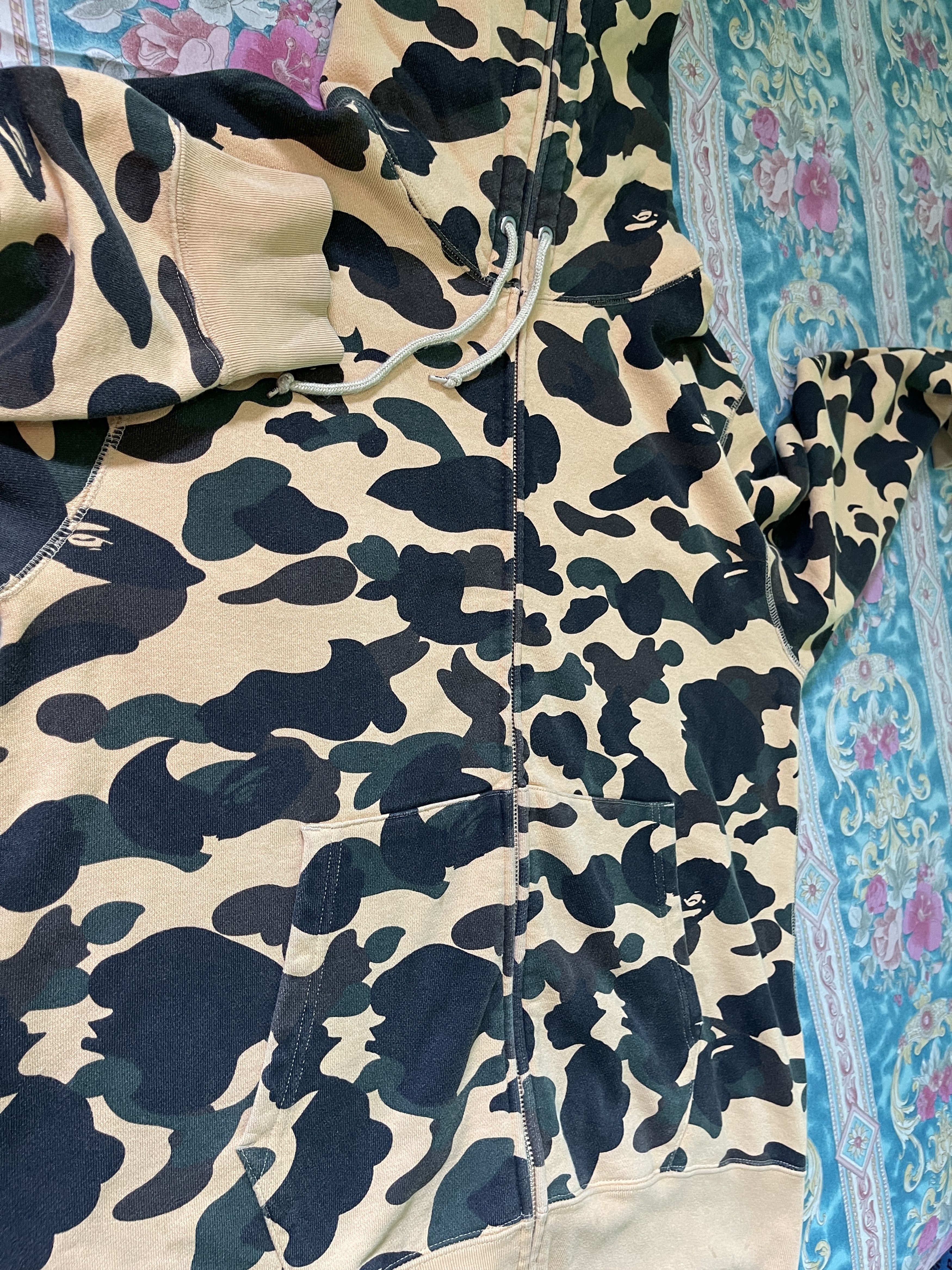 Bape Hoodie Bape Yellow Camo Size US XL / EU 56 / 4 - 14 Thumbnail