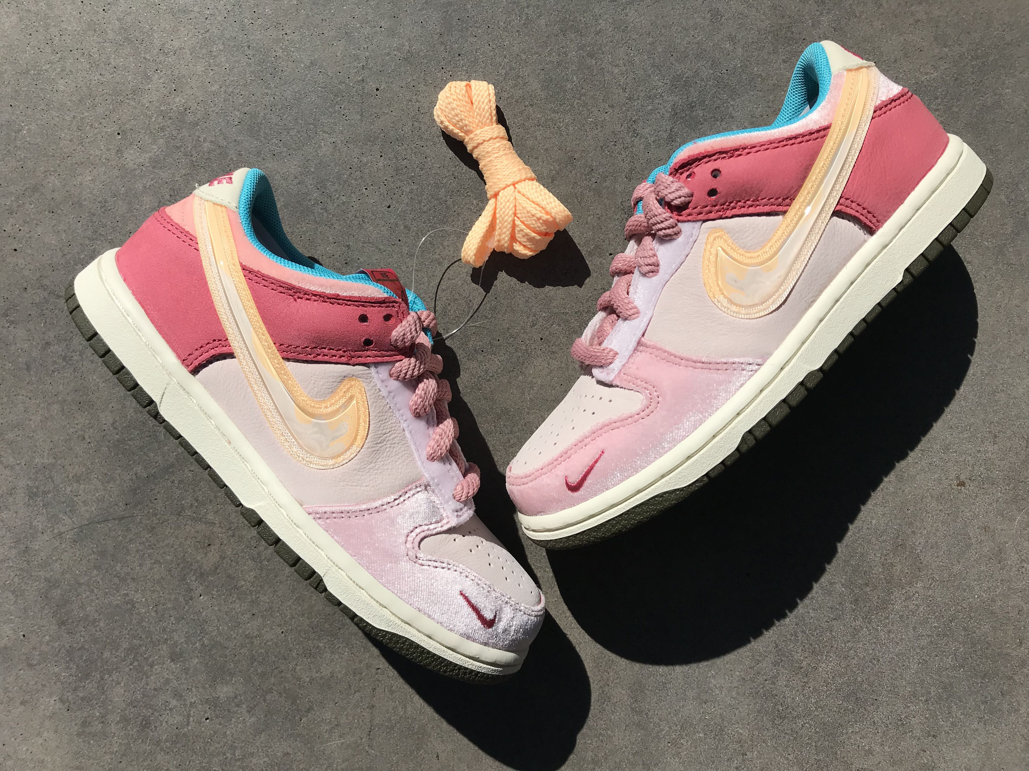 13c - Nike Dunk x Social Status Free Lunch - PS