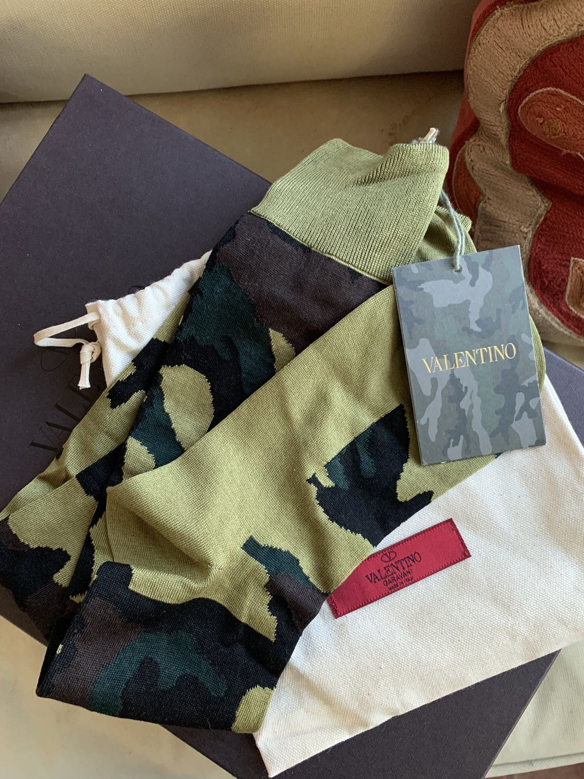 Designer × Valentino *RARE* New Valentino Garavani Knit Camo Long Socks Size ONE SIZE - 1 Thumbnail