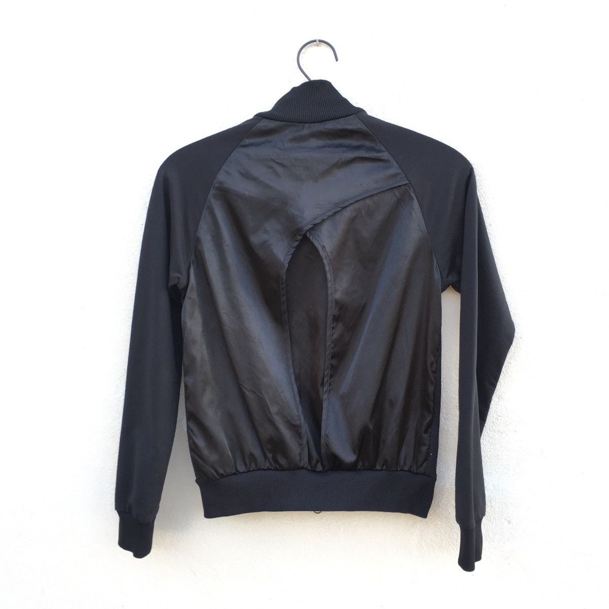 Adidas × Y-3 × Yohji Yamamoto Yohji Yamamoto Y-3 Bomber Open Back Asymmetric Jacket Size US S / EU 44-46 / 1 - 3 Thumbnail