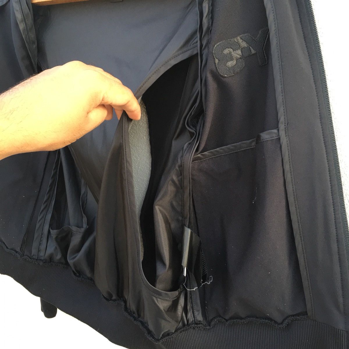 Adidas × Y-3 × Yohji Yamamoto Yohji Yamamoto Y-3 Bomber Open Back Asymmetric Jacket Size US S / EU 44-46 / 1 - 7 Thumbnail