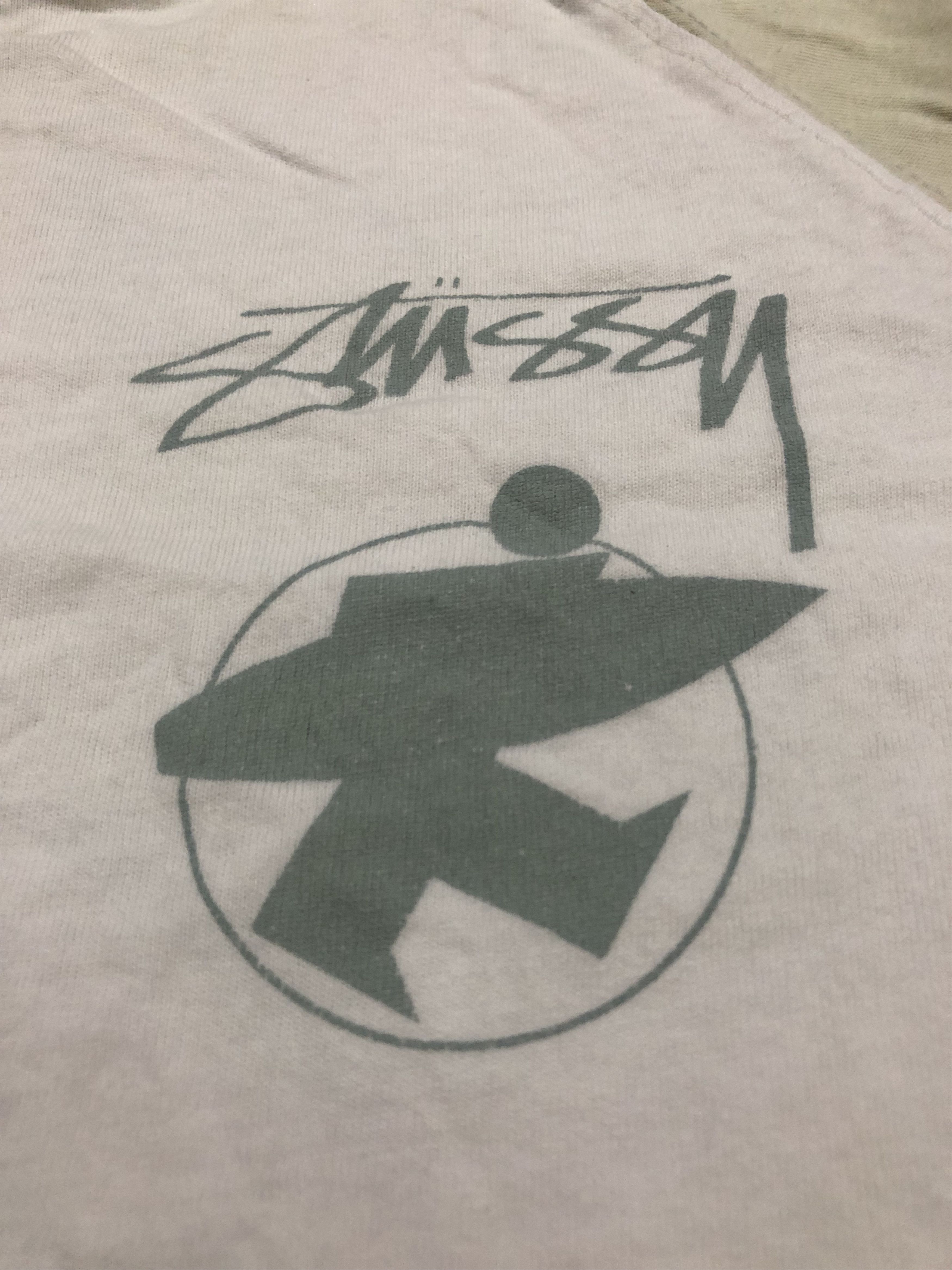 Stussy Vintage Distressed/Worn Stussy Surf Tshirt Size US M / EU 48-50 / 2 - 3 Thumbnail