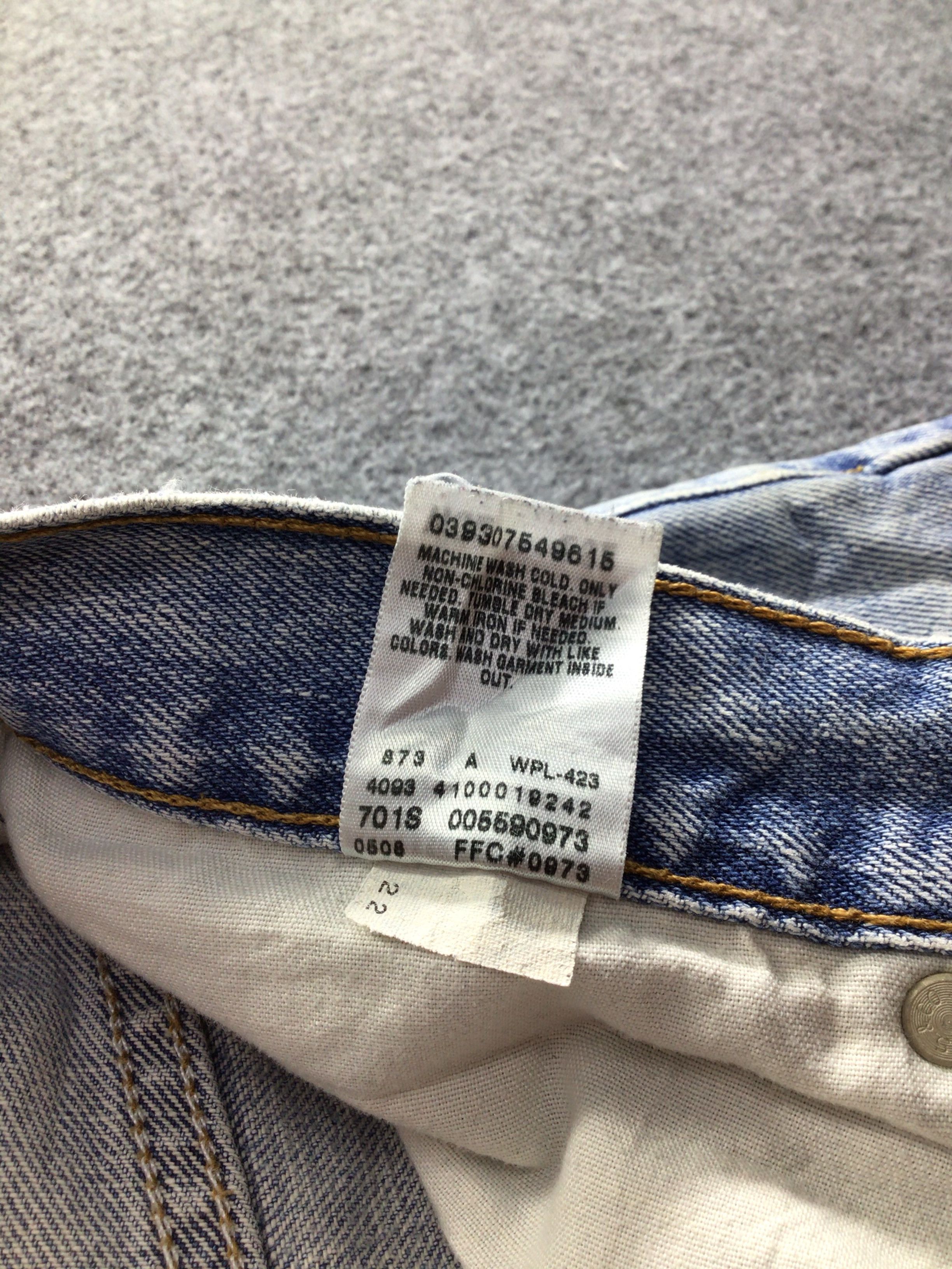 Levi's × Vintage Vintage Levis 559 Jeans Light Wash Denim -J505 Size US 32 / EU 48 - 10 Thumbnail