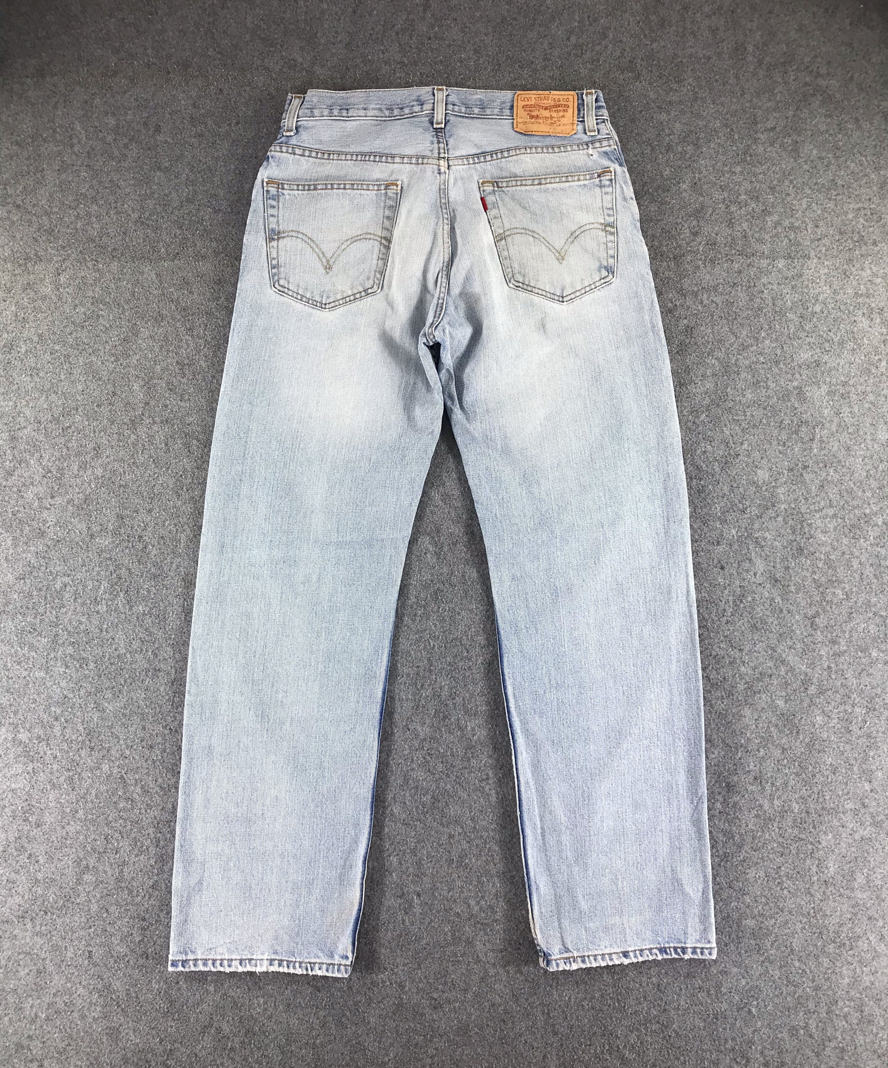 Levi's × Vintage Vintage Levis 559 Jeans Light Wash Denim -J505 Size US 32 / EU 48 - 2 Thumbnail