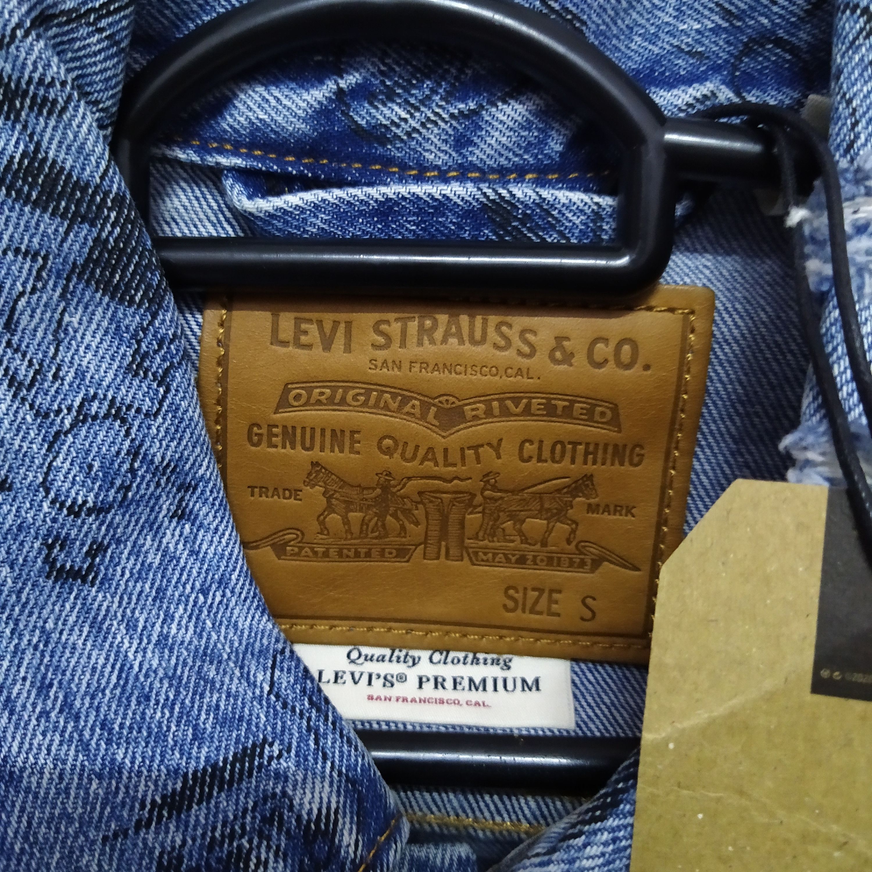 Levi's LEVIS BIG E LIMITED DISTRESSED JACKET (D246A) Size US S / EU 44-46 / 1 - 3 Thumbnail