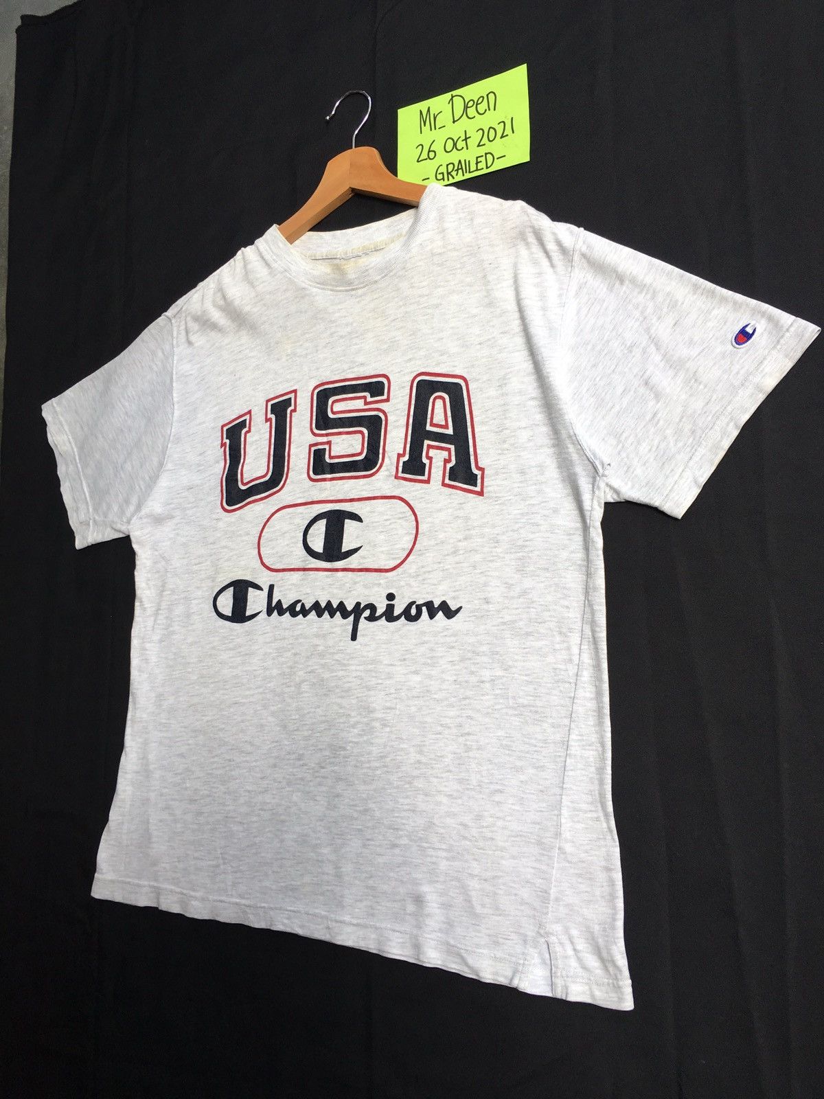 Champion Vintage Rare Champion USA Big Spellout Tshirt Size US L / EU 52-54 / 3 - 4 Thumbnail