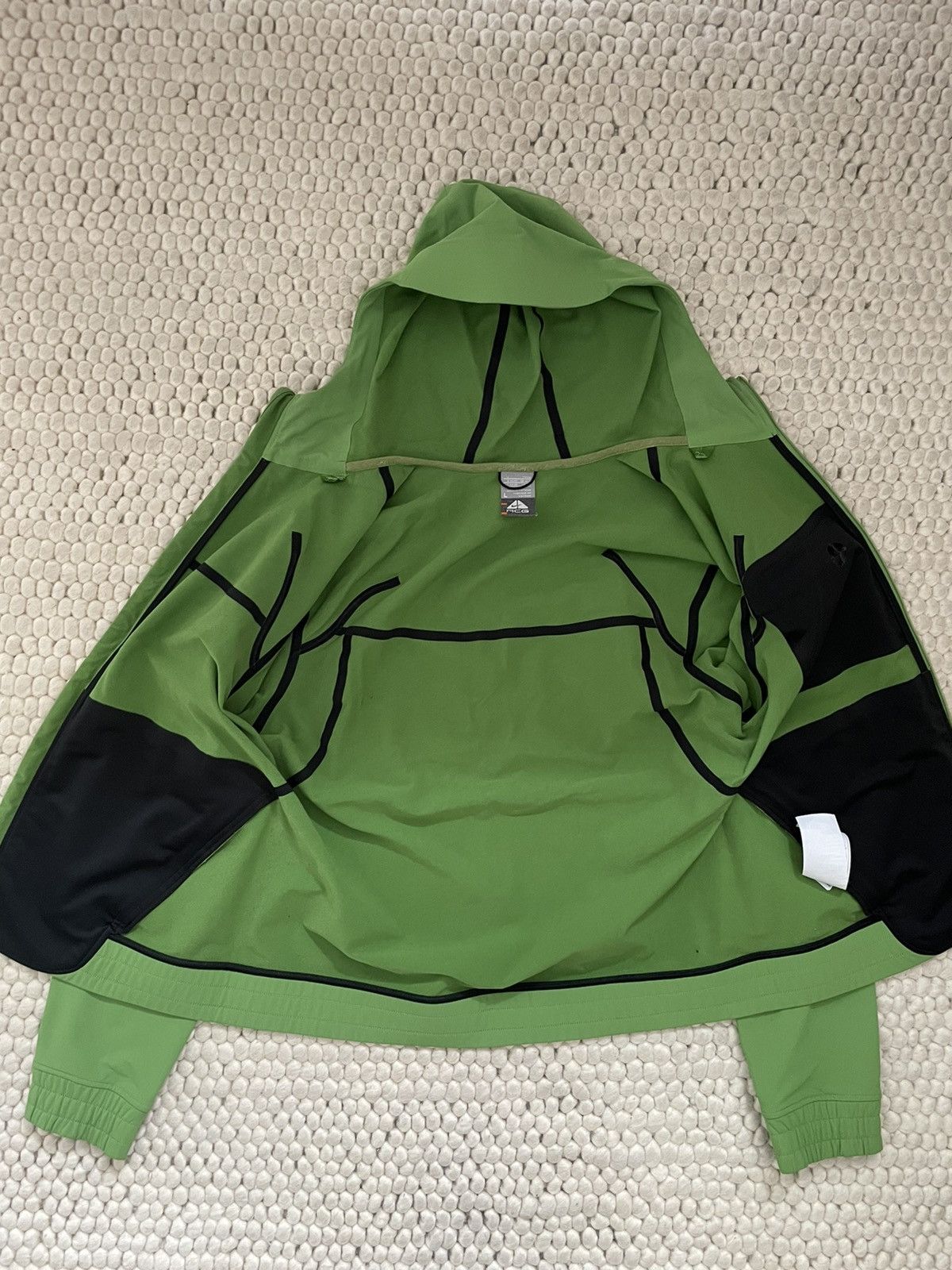 Nike ACG Nike ACG Tactical Neoprene Jacket Light Green SIZE L Size US L / EU 52-54 / 3 - 5 Thumbnail