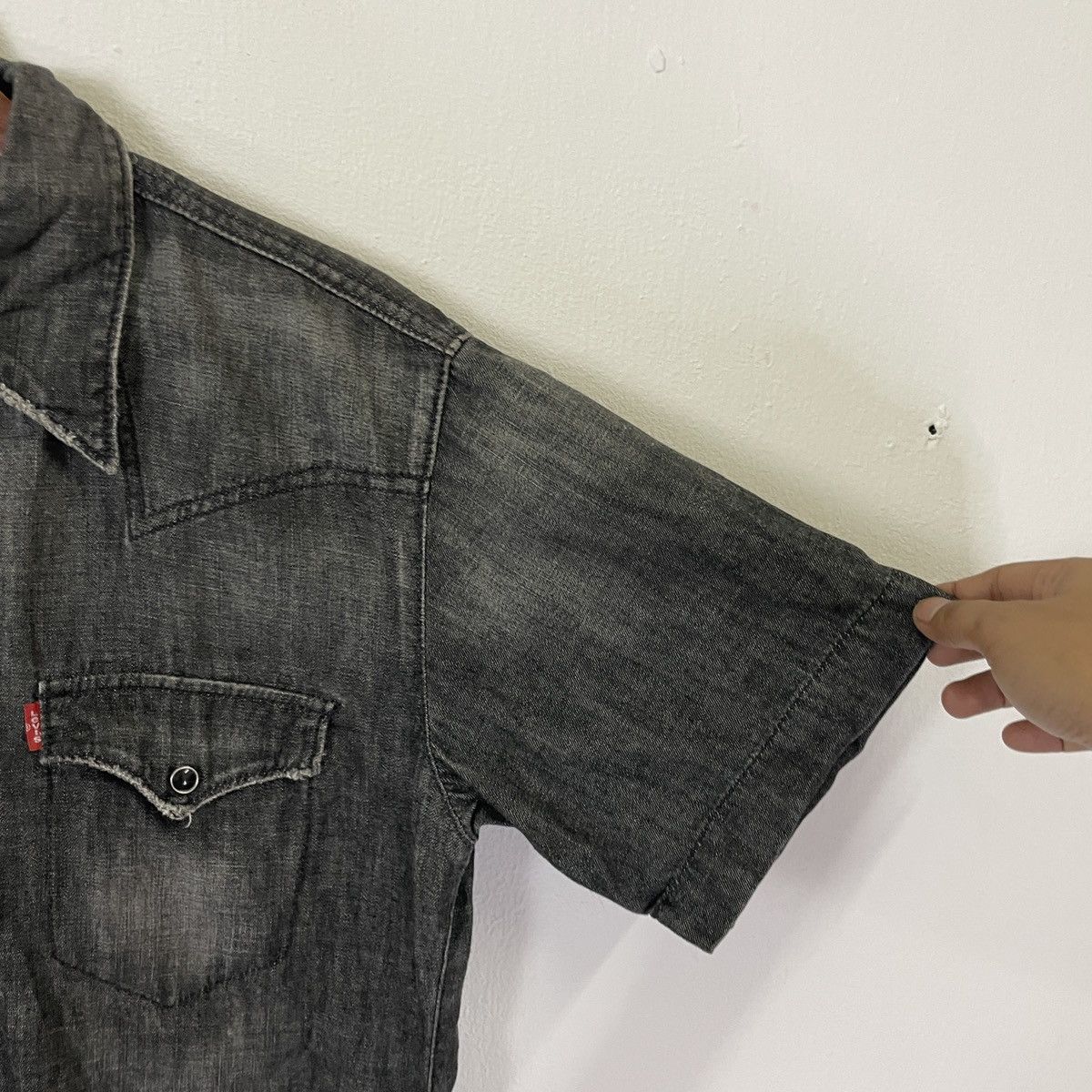 Levi's Vintage Levis Zipper Ups T-Shirt Size US M / EU 48-50 / 2 - 3 Thumbnail