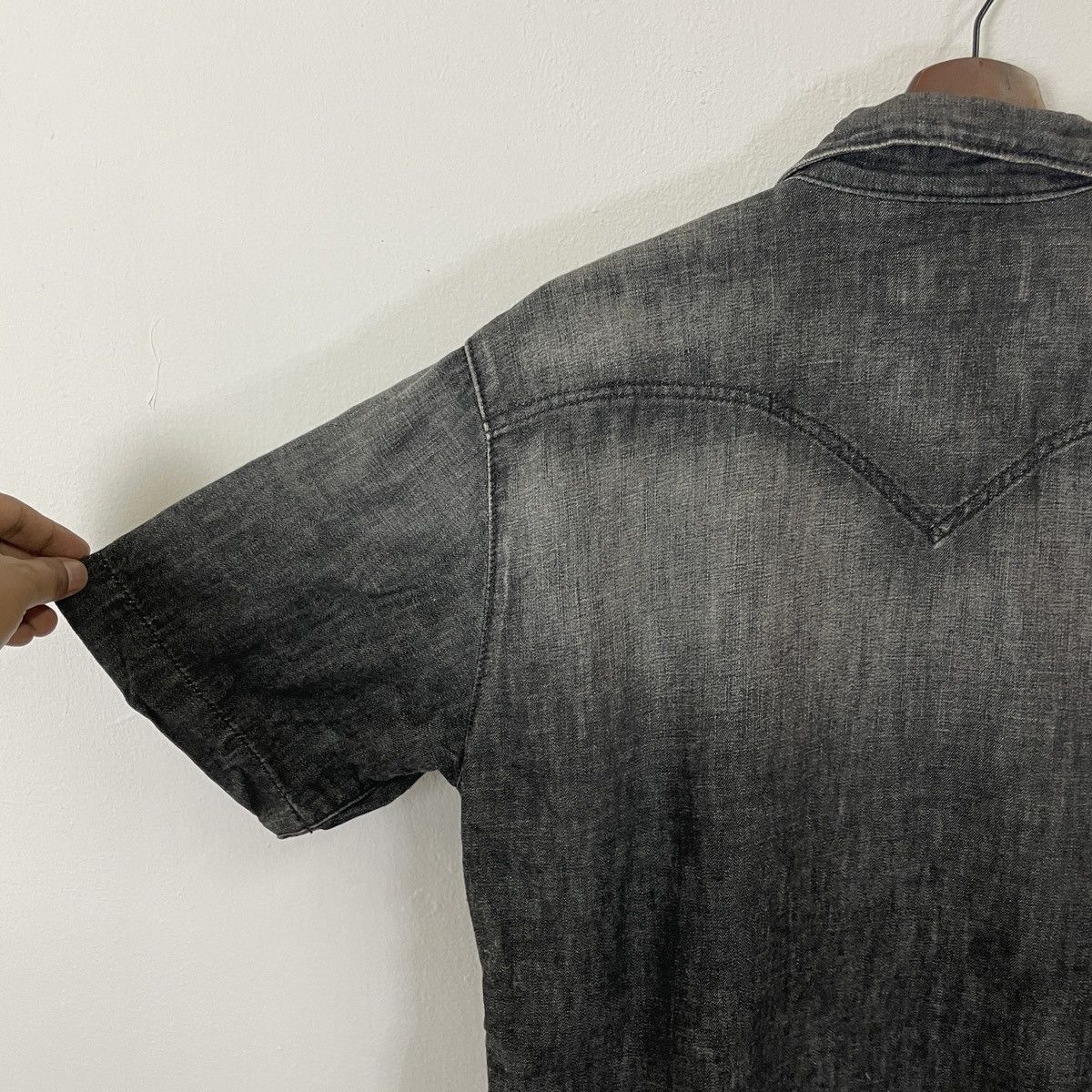 Levi's Vintage Levis Zipper Ups T-Shirt Size US M / EU 48-50 / 2 - 8 Thumbnail