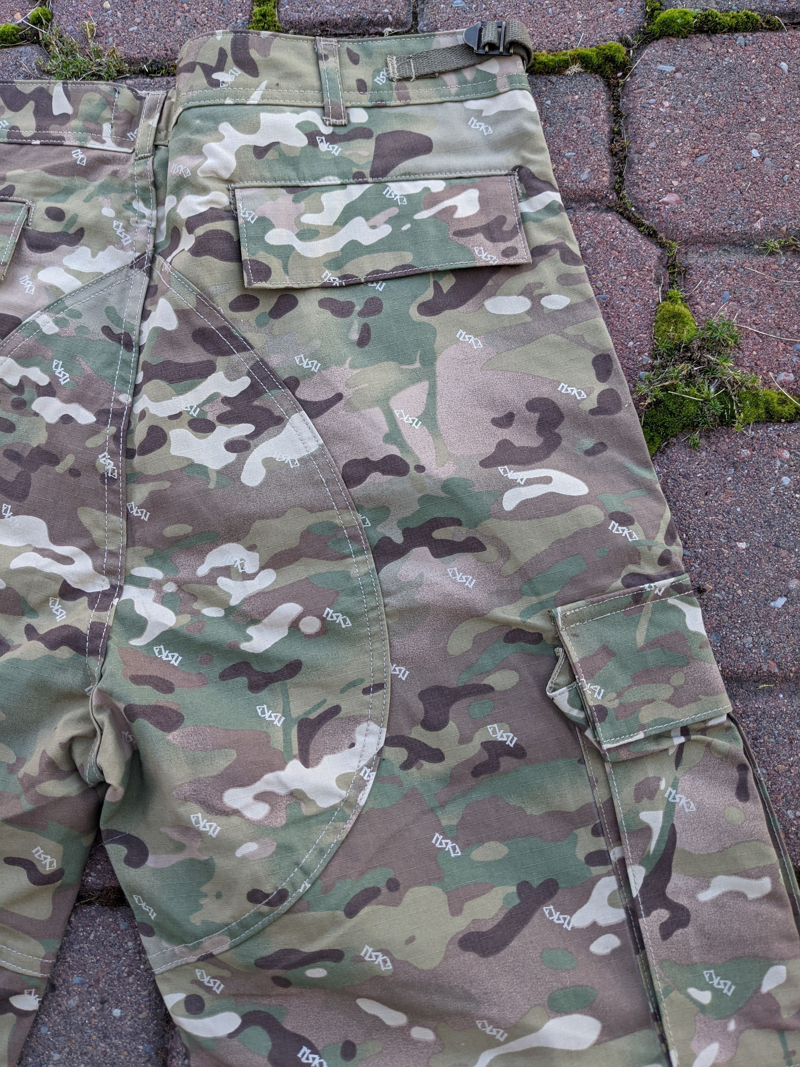 Realtree RealTree MW2 Digital Camo Cargo Pants NSKD Size US 33 - 7 Thumbnail