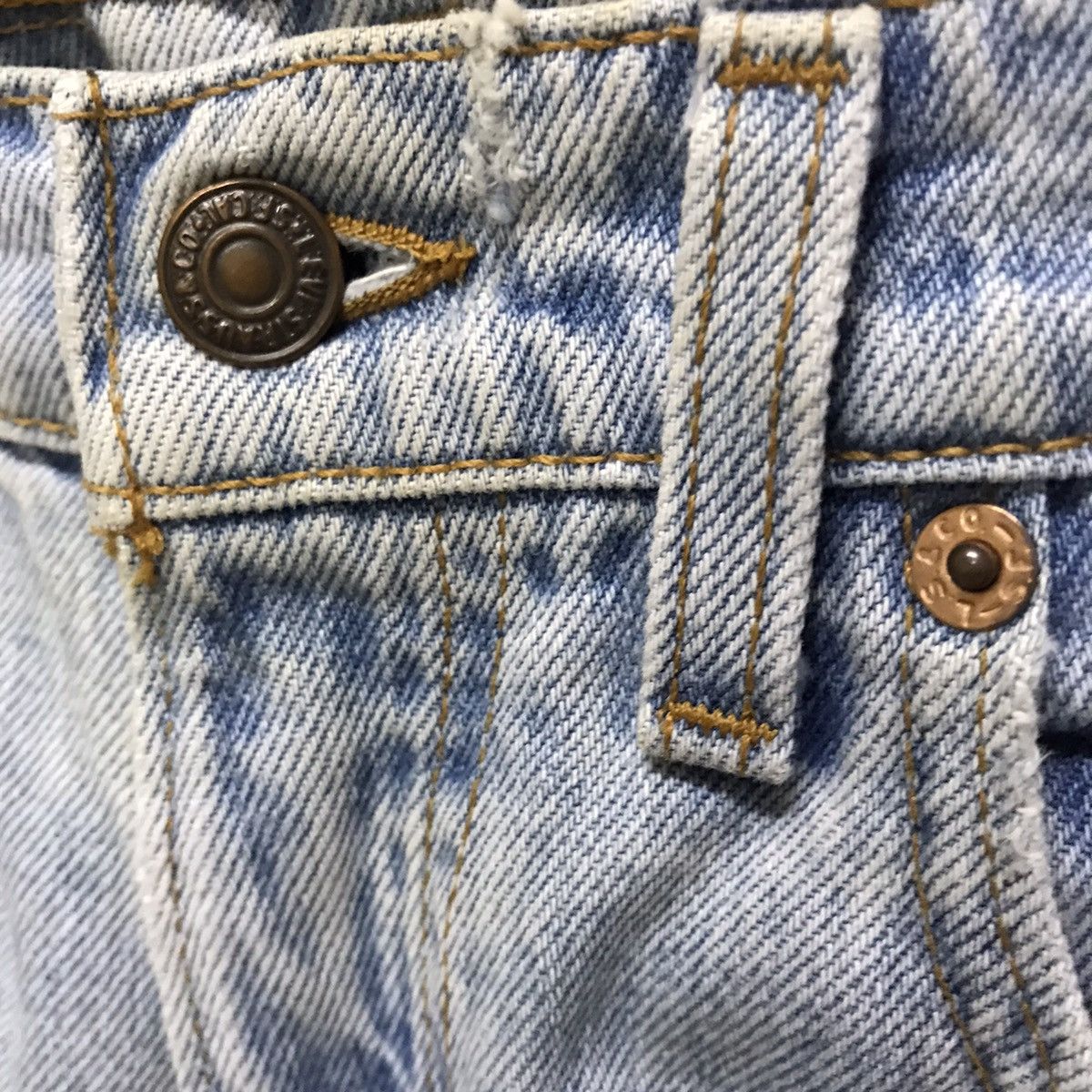 Levi's × Vintage Vintage Levi’s 550 Distressed Denim Size US 31 - 5 Thumbnail