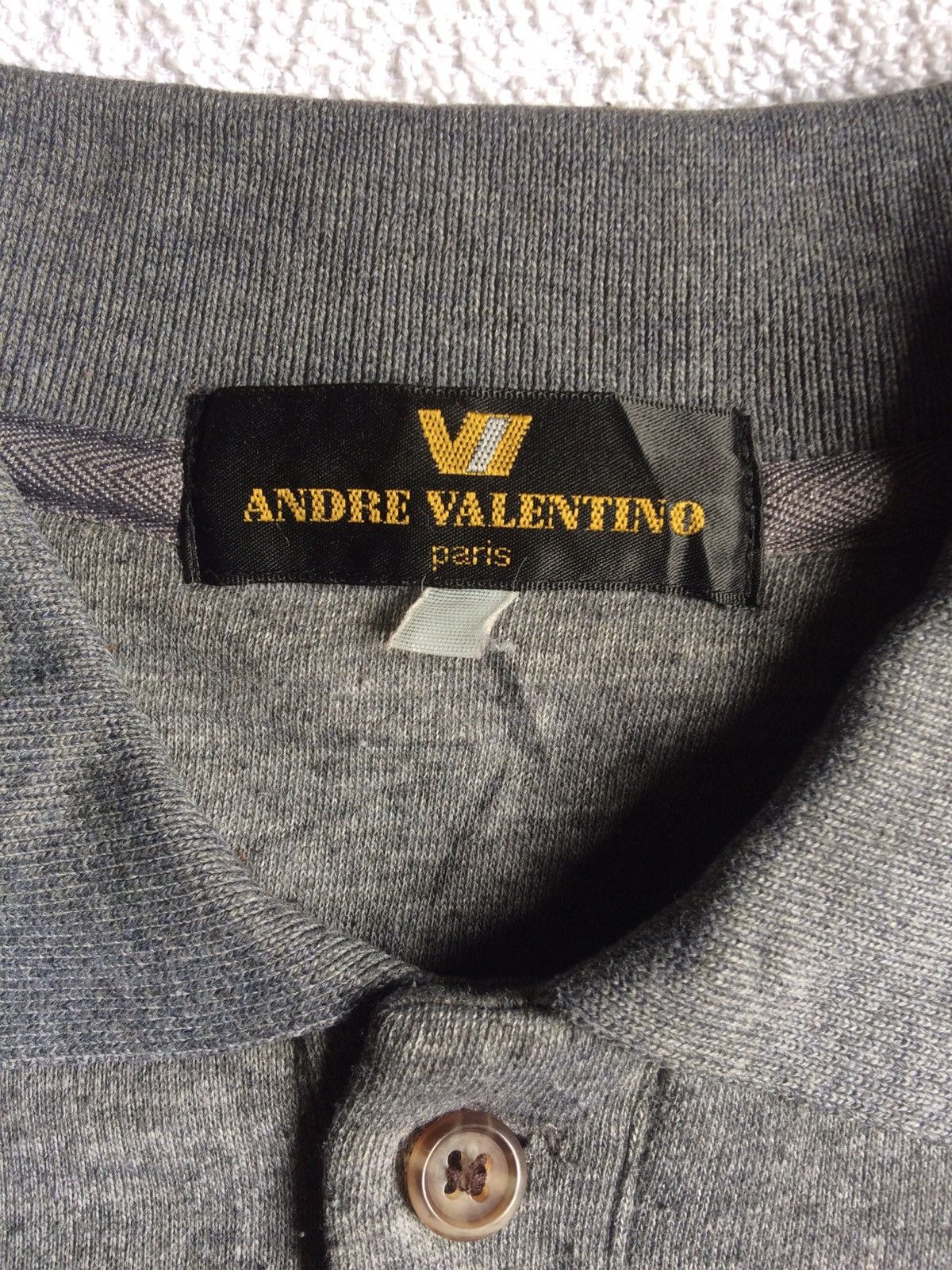 Vintage Rare Vintage Embroidered Valentino Pullover sweatshirt (1) Size US M / EU 48-50 / 2 - 3 Thumbnail