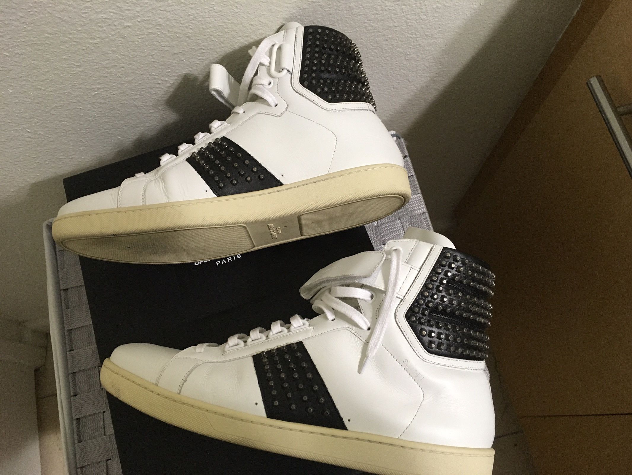 Saint Laurent Paris SL 14/H White Leather Sneakers Studded