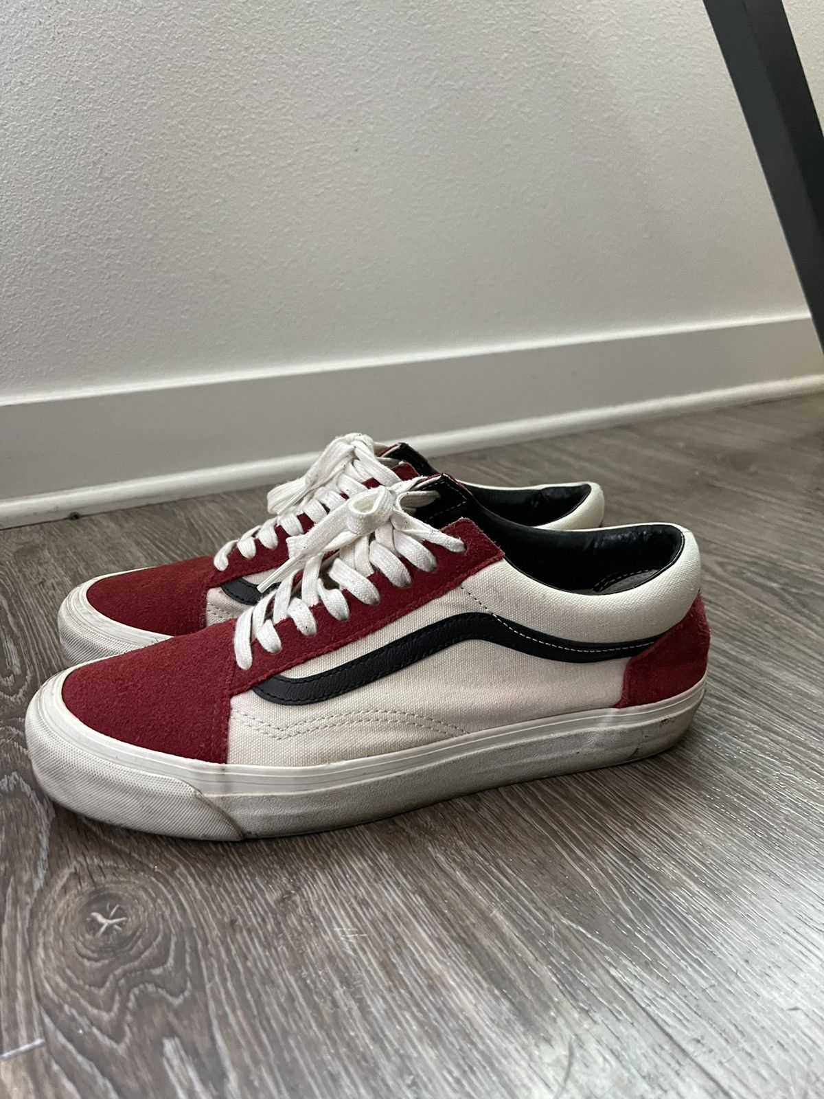 Vans Vault Vans Red Dahlia Old Skool 