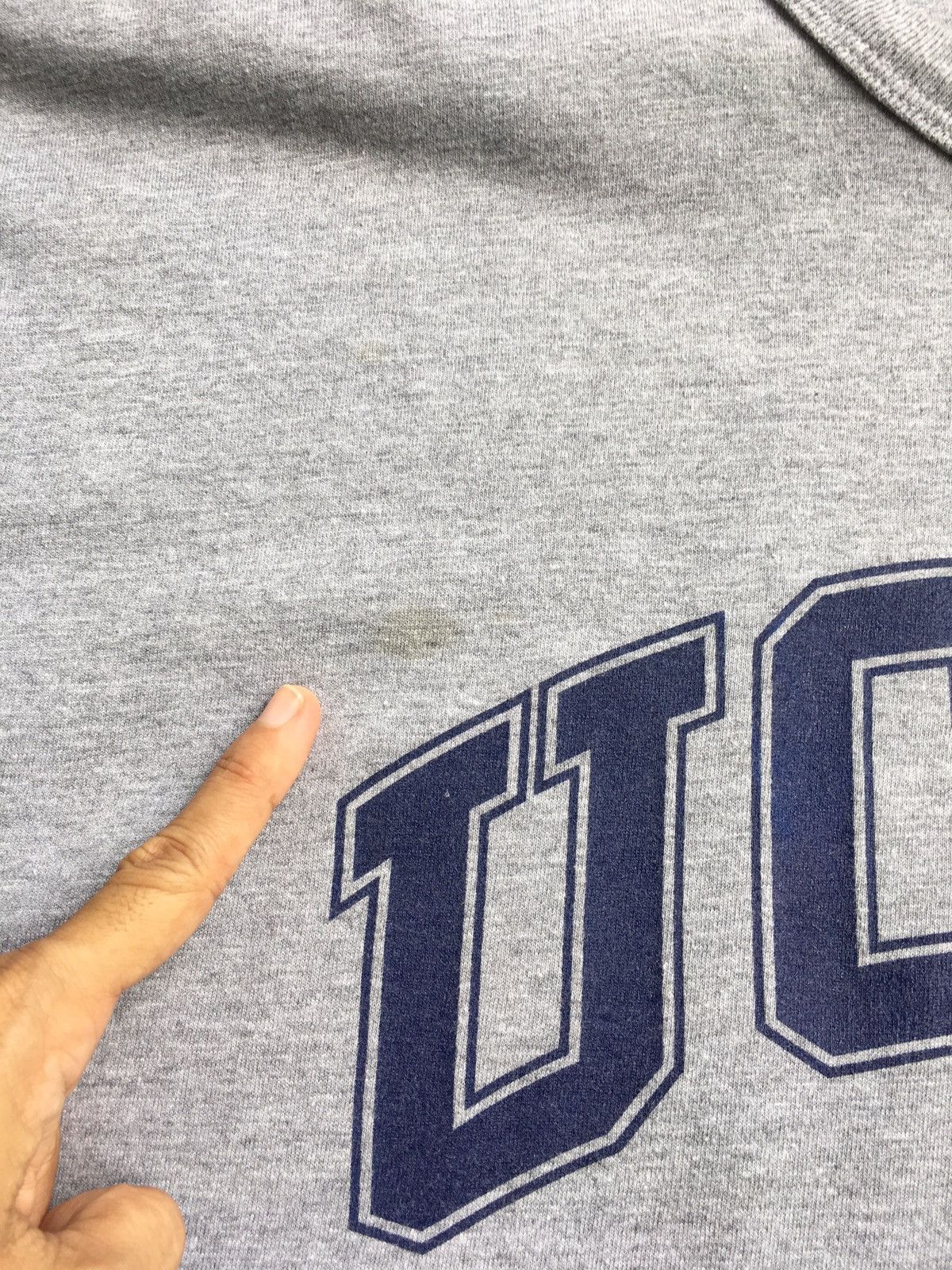 Vintage Vintage UCLA University of California Los Angeles Athletic Size US L / EU 52-54 / 3 - 9 Thumbnail