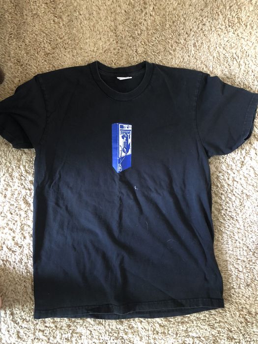 Supreme store phone tee