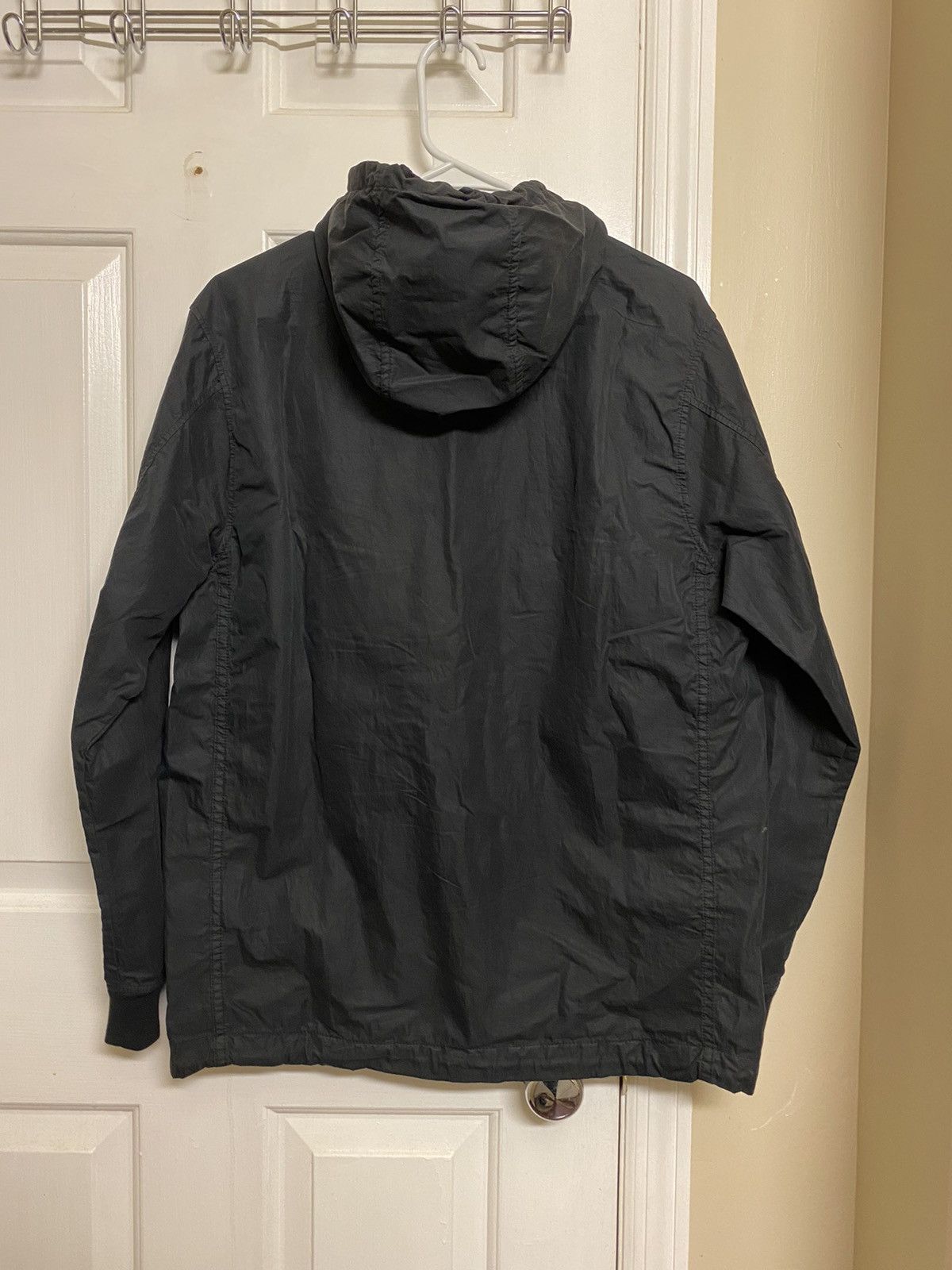 Stone Island Stone Island Ghost resin cotton popover hooded smock Black S |  Grailed