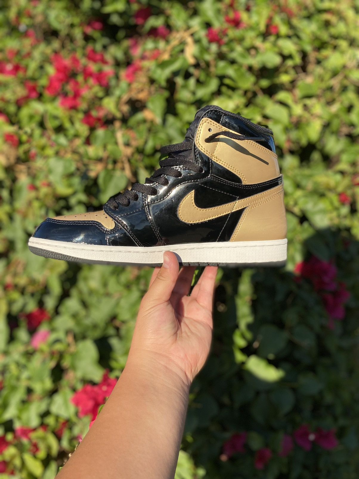 Jordan Brand Jordan 1 Retro High NRG Patent Gold Toe 2017 Size US 10 / EU 43 - 4 Thumbnail