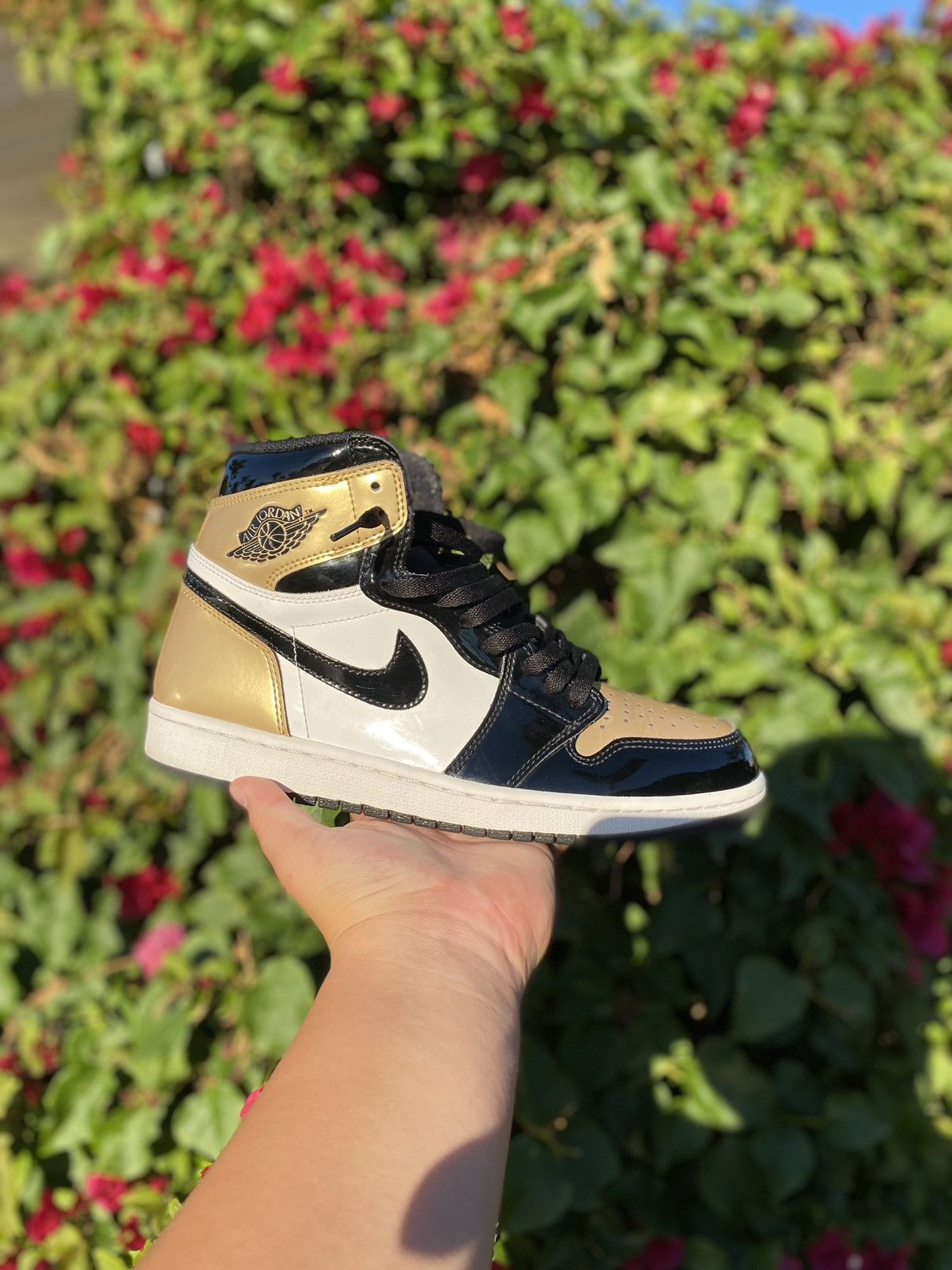 Jordan Brand Jordan 1 Retro High NRG Patent Gold Toe 2017 Size US 10 / EU 43 - 2 Thumbnail