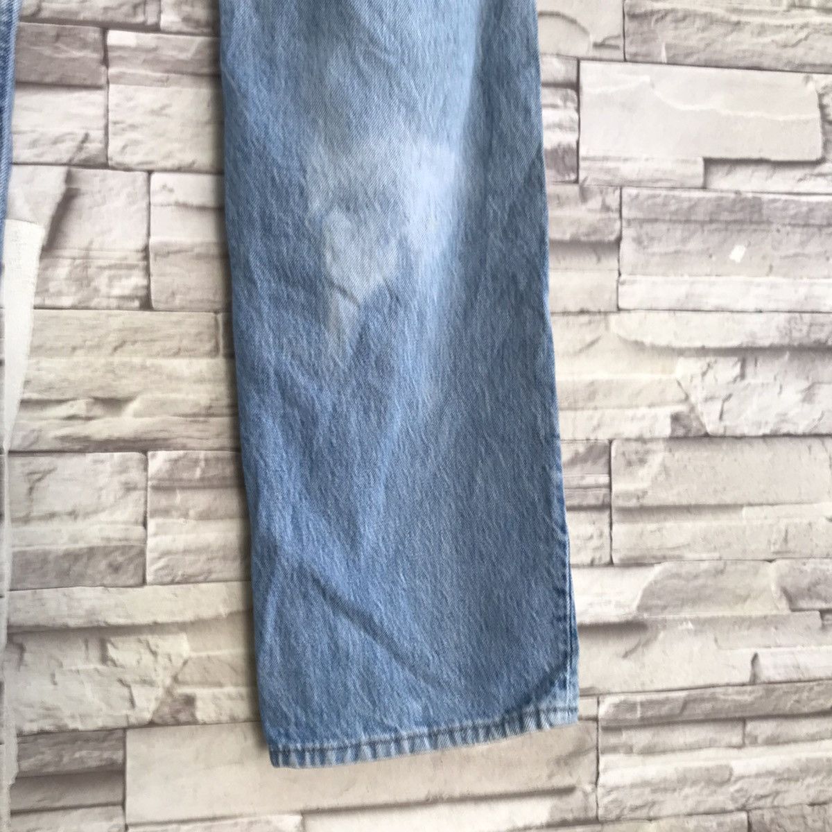 Levi's Vintage 80s Levis 501 Jeans Light Wash Sunfaded Size US 31 - 14 Thumbnail