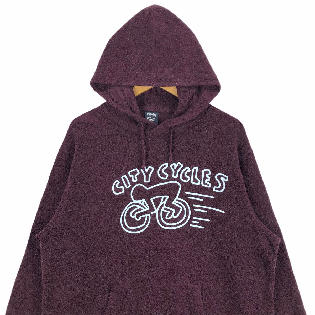 Japanese Brand Uniqlo Keith Haring Fleece Hoodie Sweater Big Logo Pullover Size US L / EU 52-54 / 3 - 7 Thumbnail