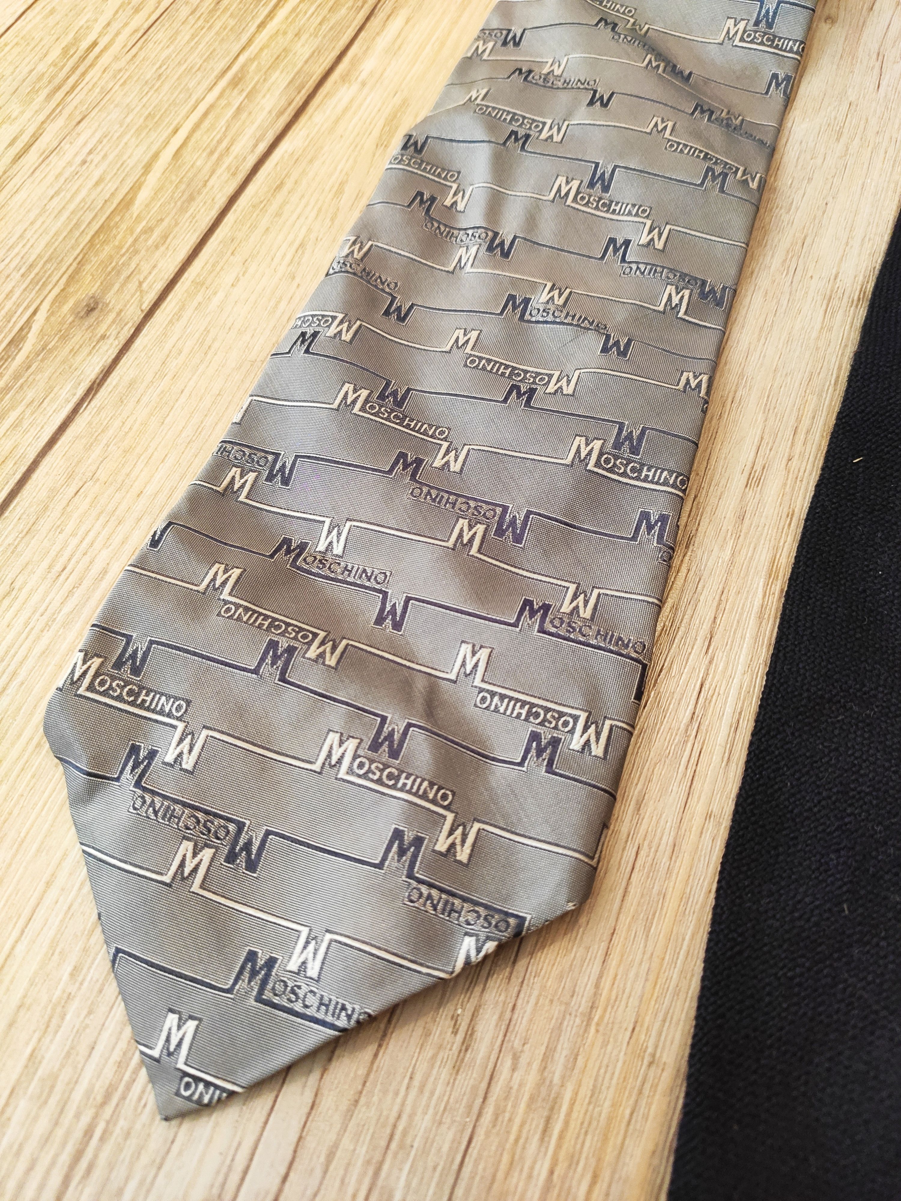 Moschino VINTAGE! 2 ties.Like Gucci or Veronique Branquinho Size ONE SIZE - 1 Thumbnail