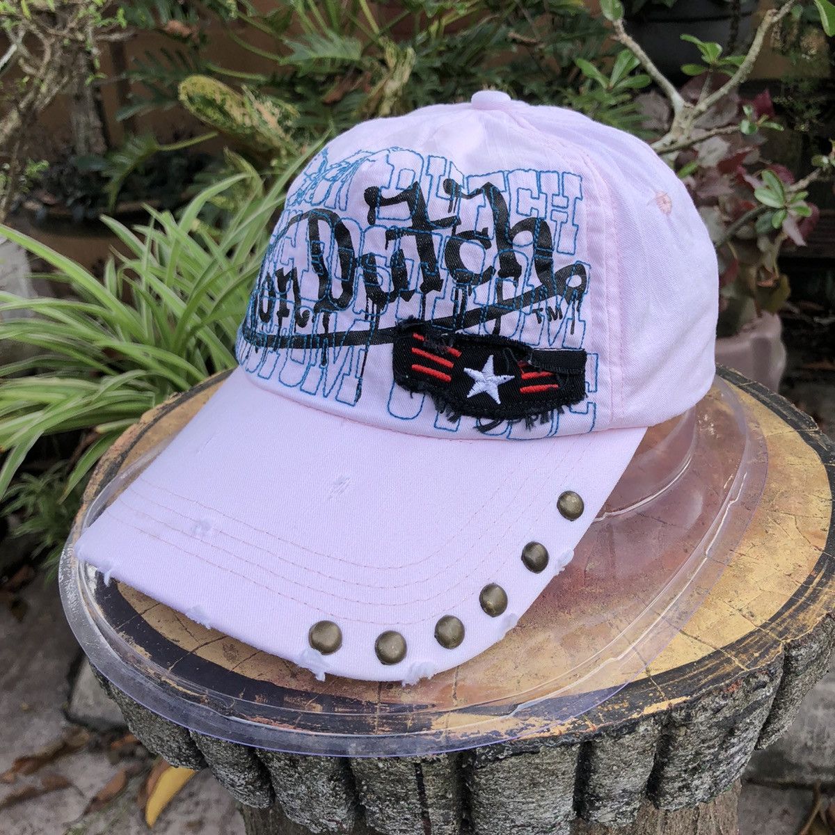 Von Dutch Rare Von Dutch Strapback Hat Size ONE SIZE - 1 Thumbnail