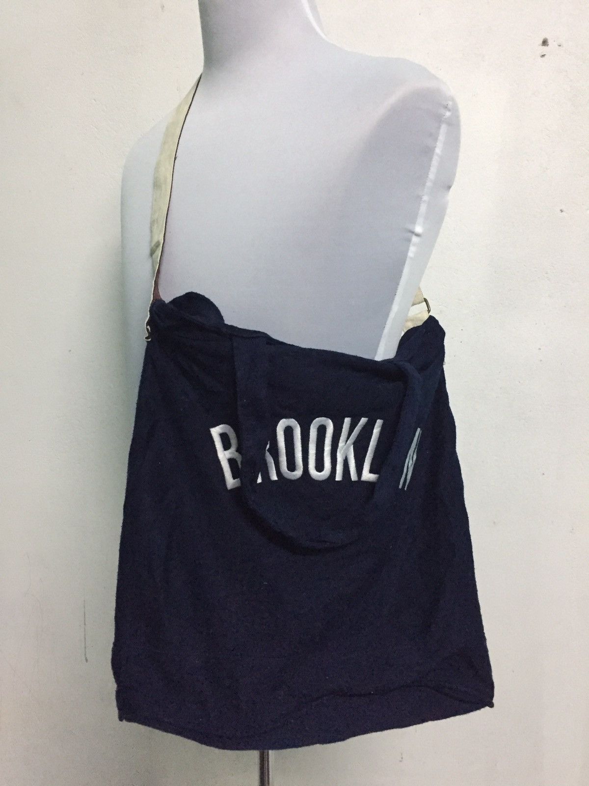 Brooklyn Clothing Embroidered BROOKLYN Shoulder & Tote Bag Size ONE SIZE - 2 Thumbnail