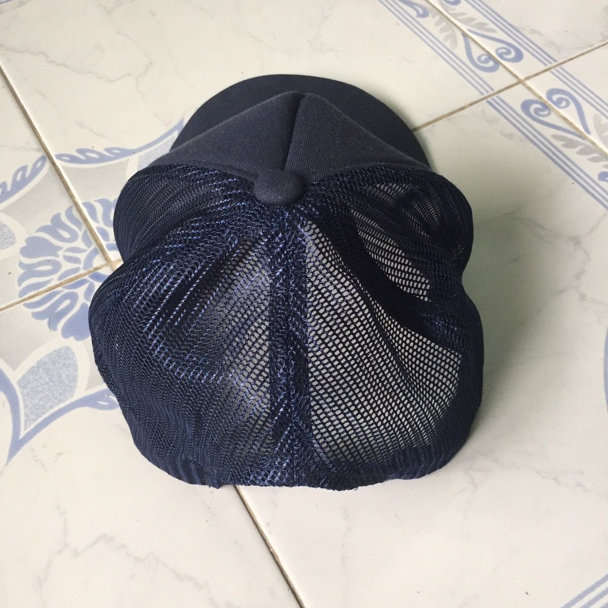 DISCOVERED Discovered Trucker Hat Cap Size ONE SIZE - 3 Thumbnail