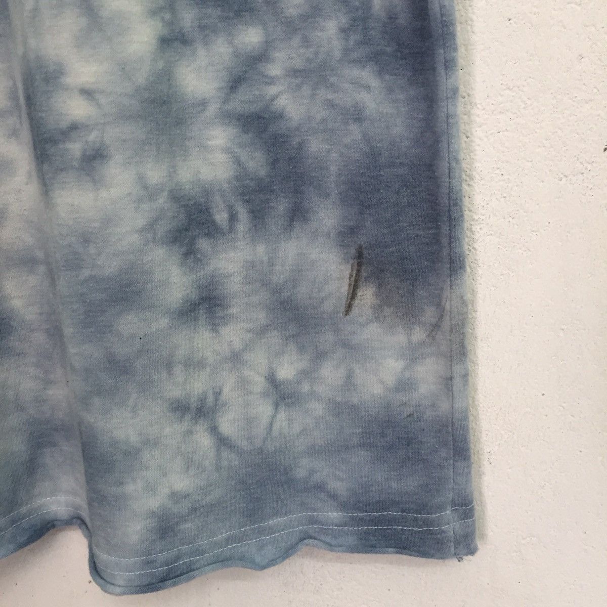 Gypsy × Japanese Brand Tie Dye Tee To Fly We Must Have Resistance Size US L / EU 52-54 / 3 - 12 Thumbnail