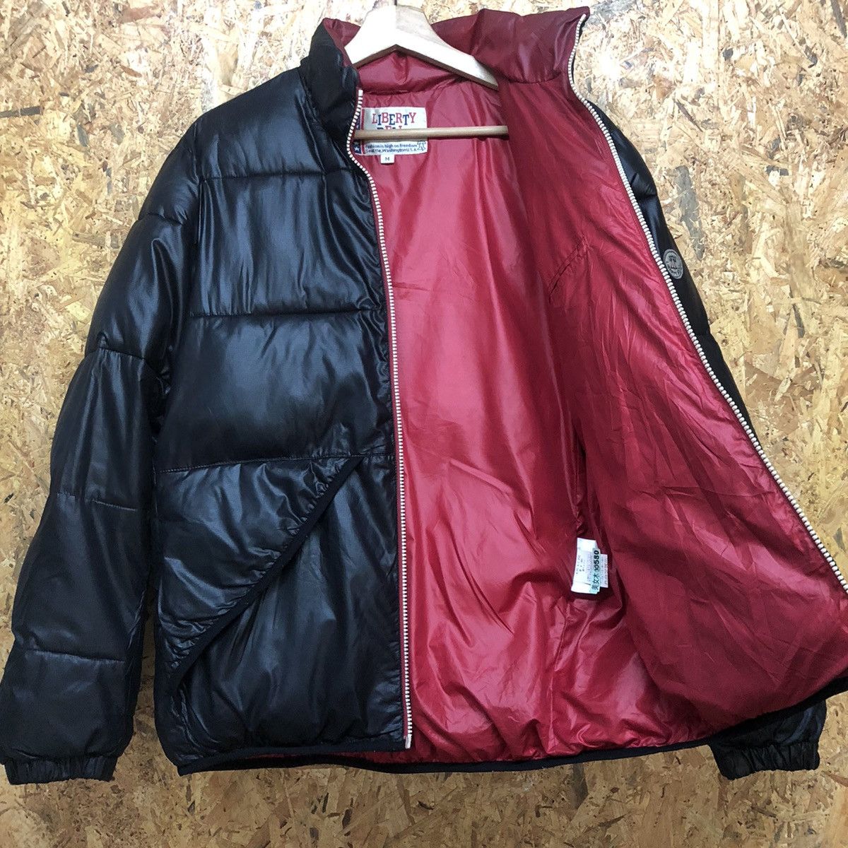 Vintage LIBERTY BELL PUFFER JACKET Size US L / EU 52-54 / 3 - 5 Thumbnail