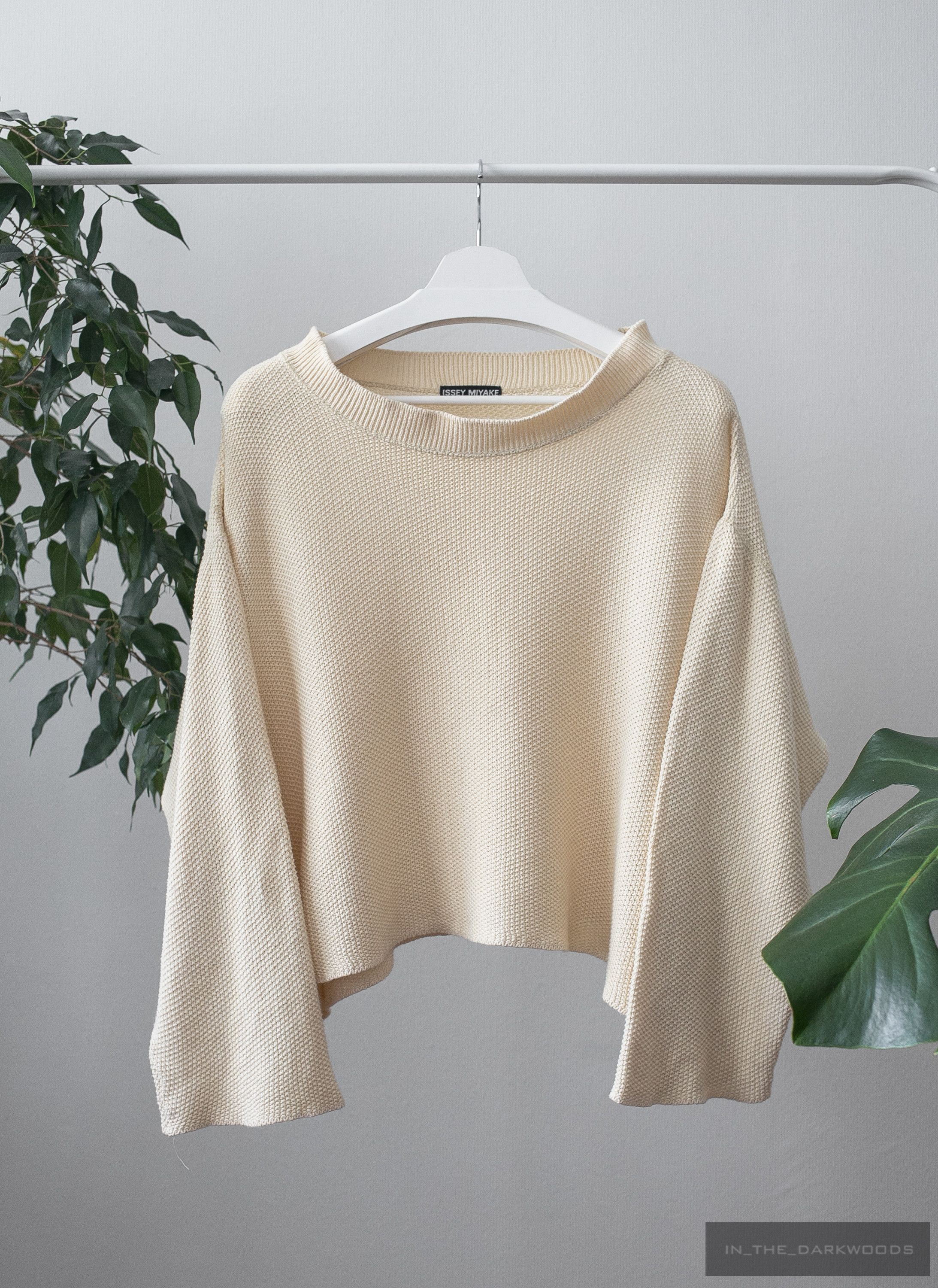 Issey Miyake = last drop = cropped knit top Size US M / EU 48-50 / 2 - 6 Thumbnail