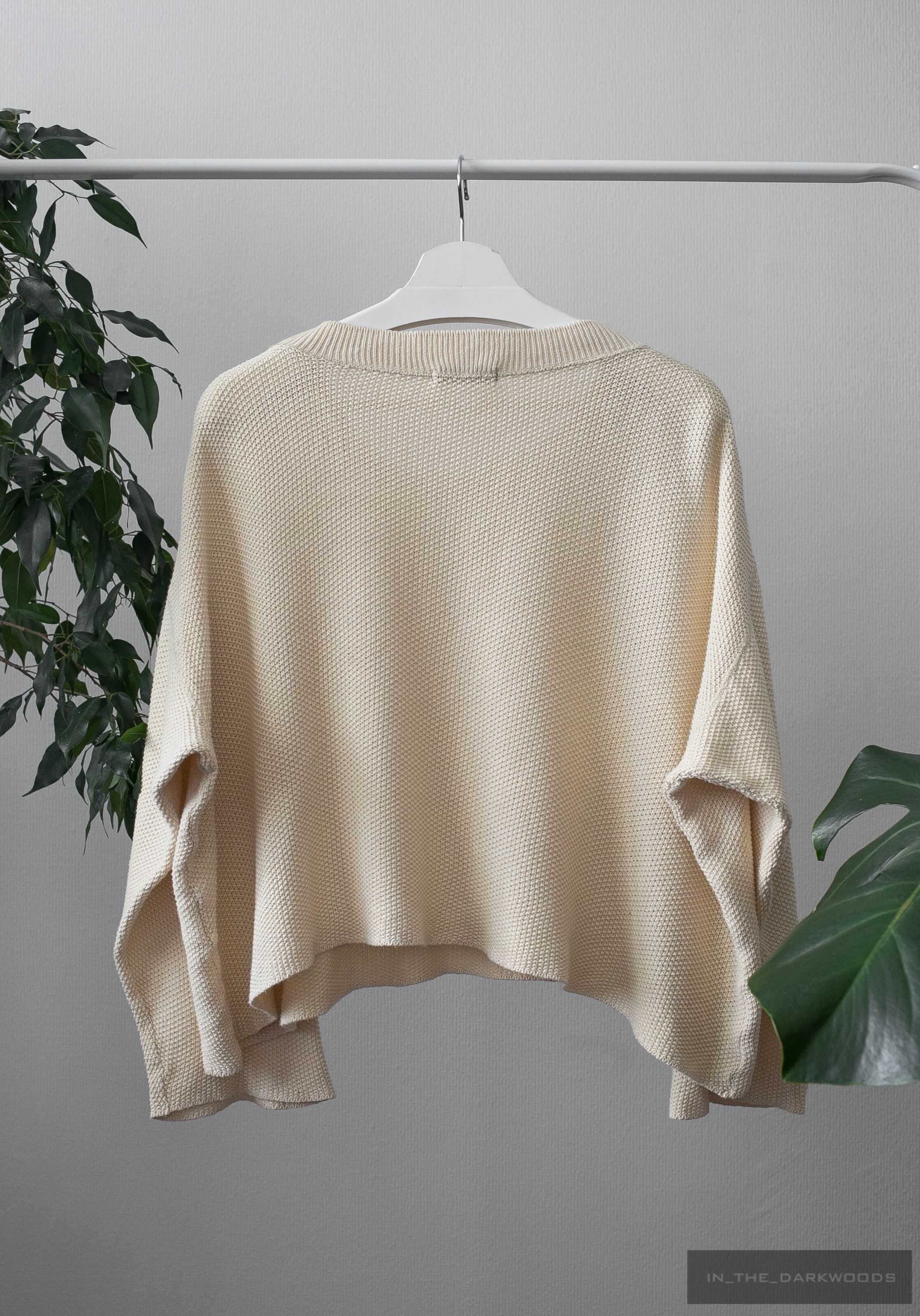 Issey Miyake = last drop = cropped knit top Size US M / EU 48-50 / 2 - 3 Thumbnail