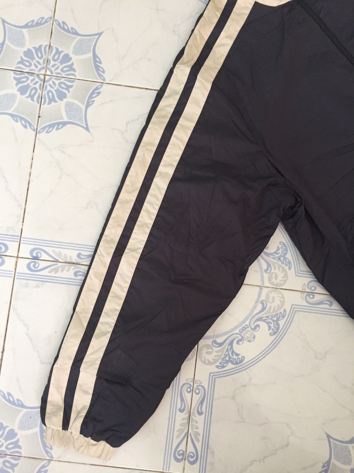 Adidas × OVER THE STRiPES Adidas 3 stripes sweater jacket Size US L / EU 52-54 / 3 - 2 Thumbnail