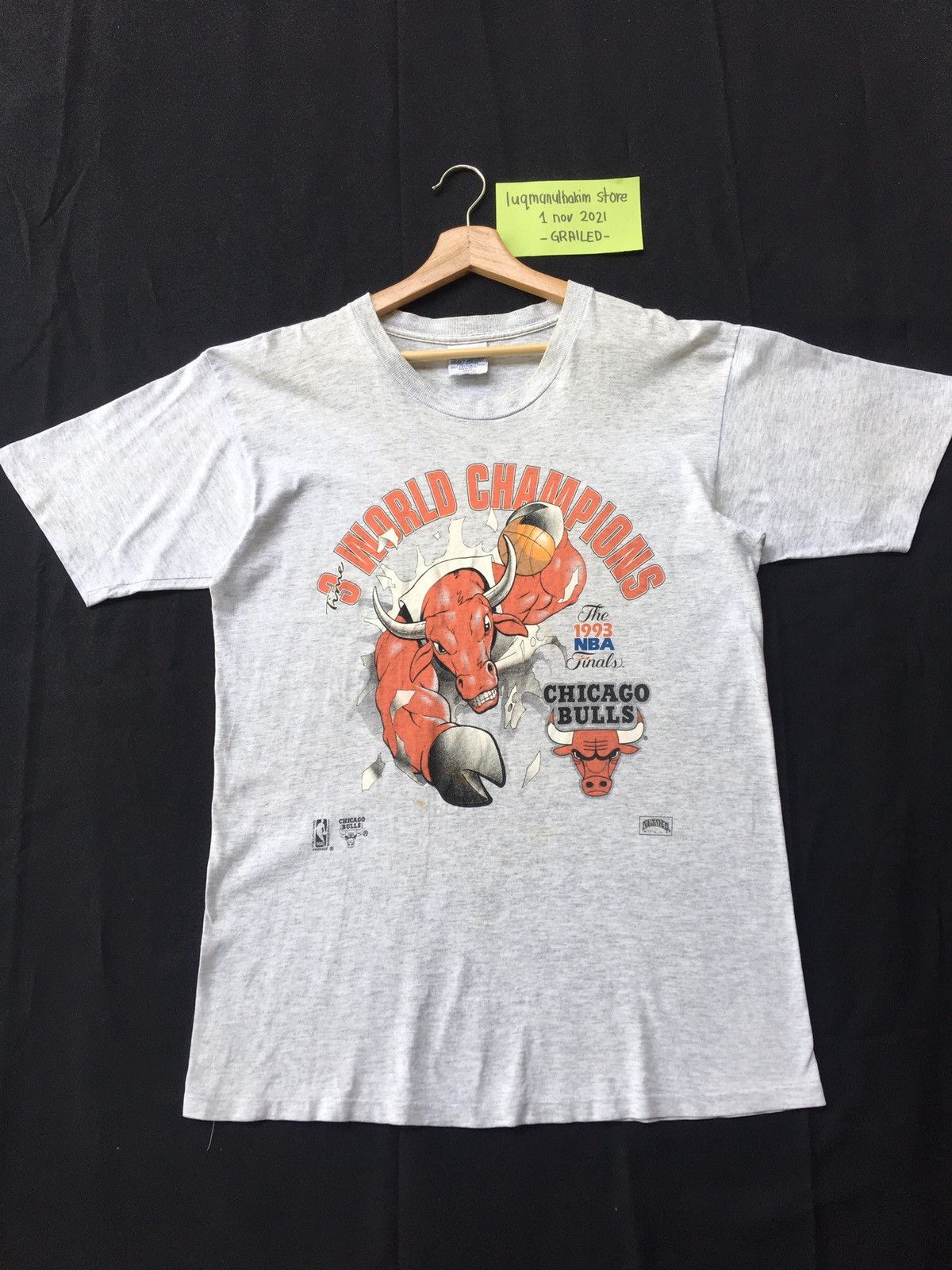 NBA Vintage 90s Chicago Bulls NBA Large Size Tshirt Size US M / EU 48-50 / 2 - 2 Thumbnail