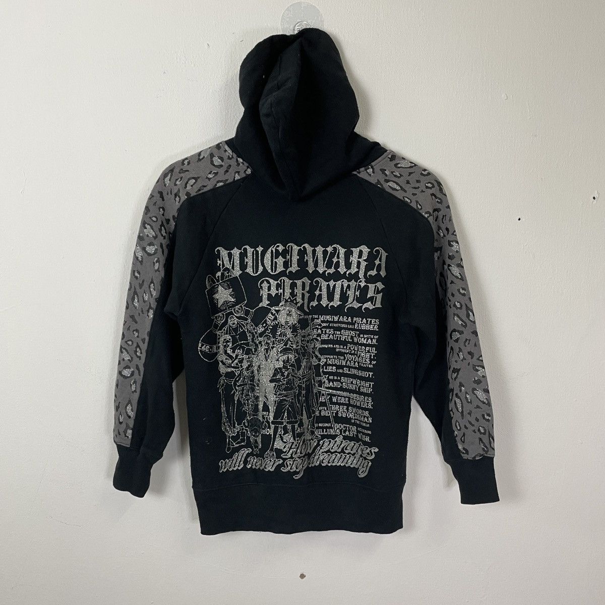 Anime Vintage One Piece Hoodies Sweatshirt Size US XS / EU 42 / 0 - 6 Thumbnail