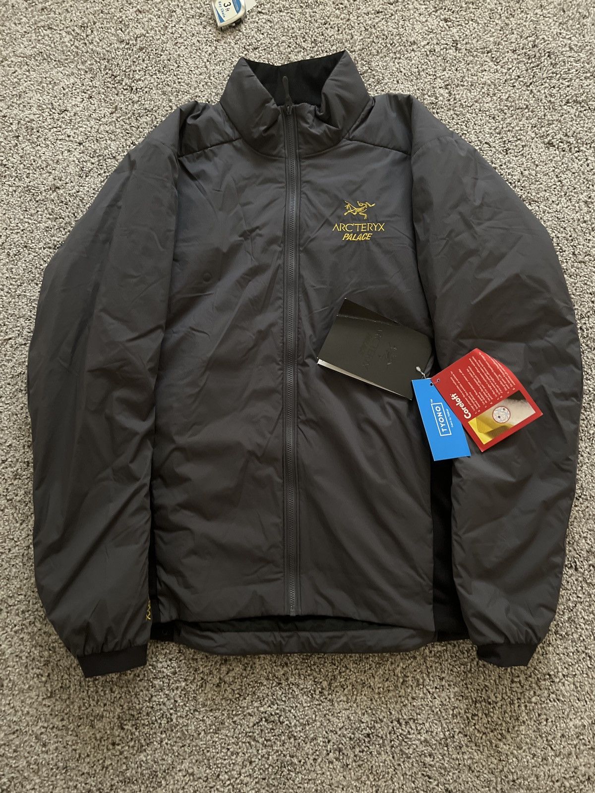 palace arc'teryx atom lt jacket 期間限定お試し価格 - ジャケット ...