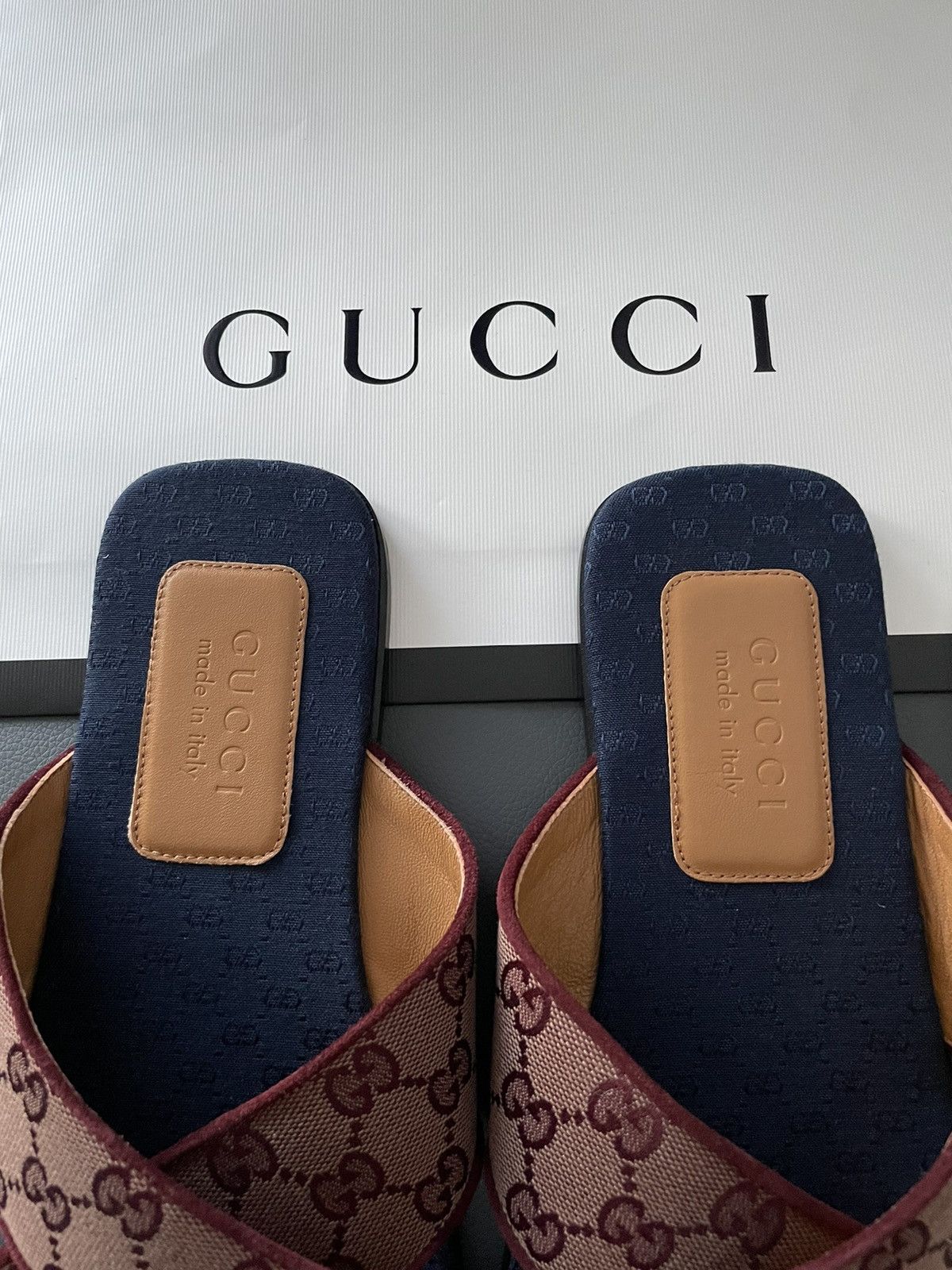 Gucci Super Runway Gucci GG Logo Monogram Slides Sandal Brand New Size US 8.5 / EU 41-42 - 16 Thumbnail