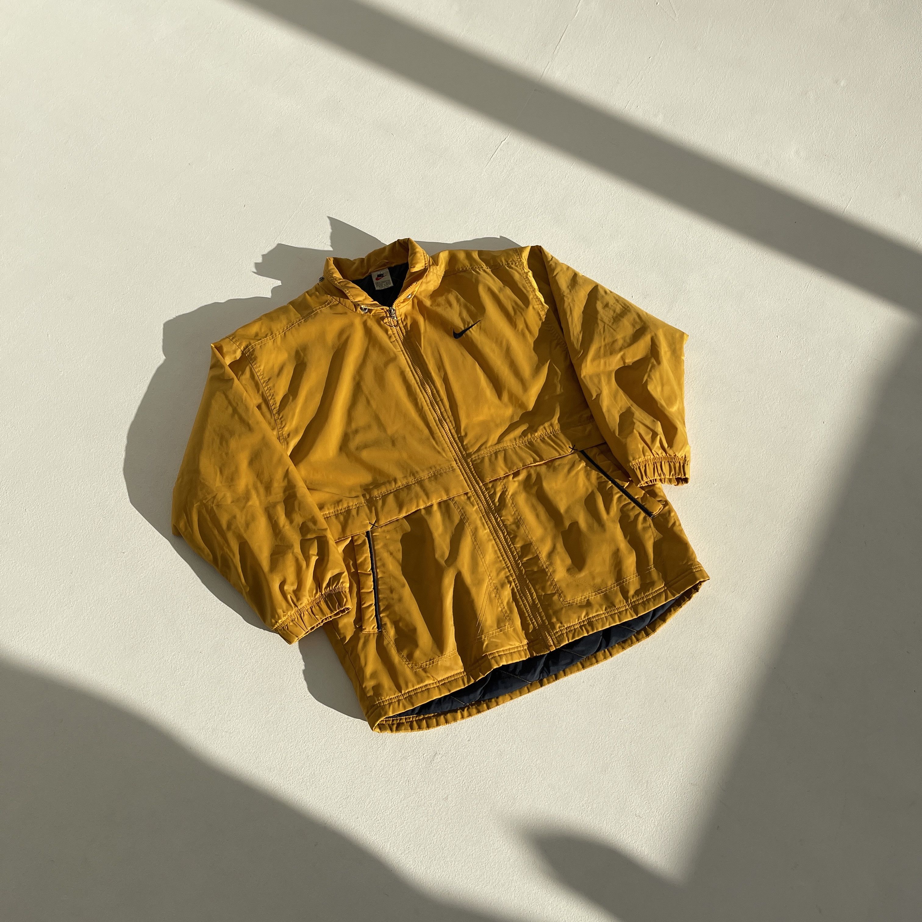 Nike Vintage Nike Big Swoosh Logo Padded Nylon Jacket Yellow M Size US M / EU 48-50 / 2 - 3 Thumbnail