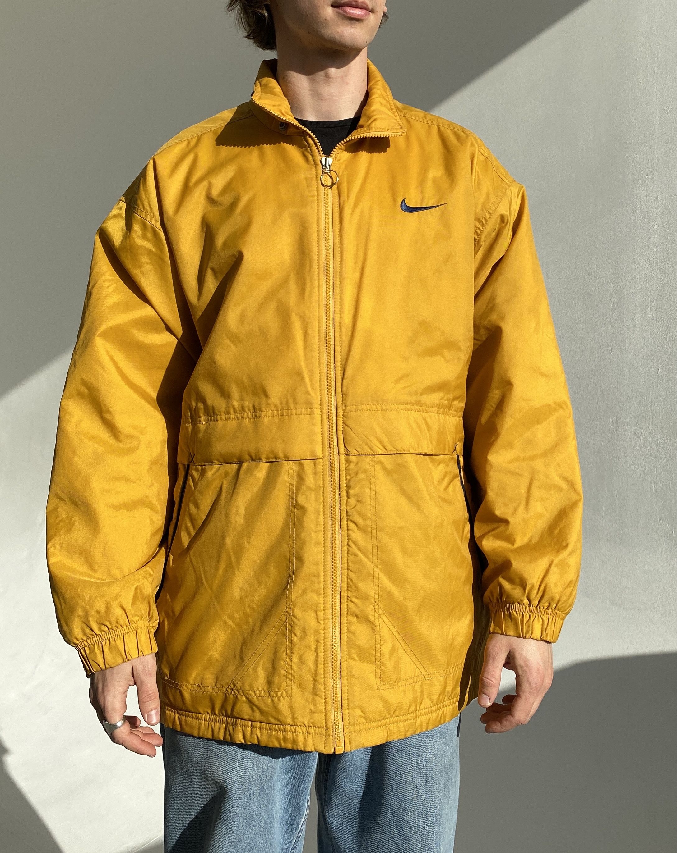 Nike Vintage Nike Big Swoosh Logo Padded Nylon Jacket Yellow M Size US M / EU 48-50 / 2 - 4 Thumbnail
