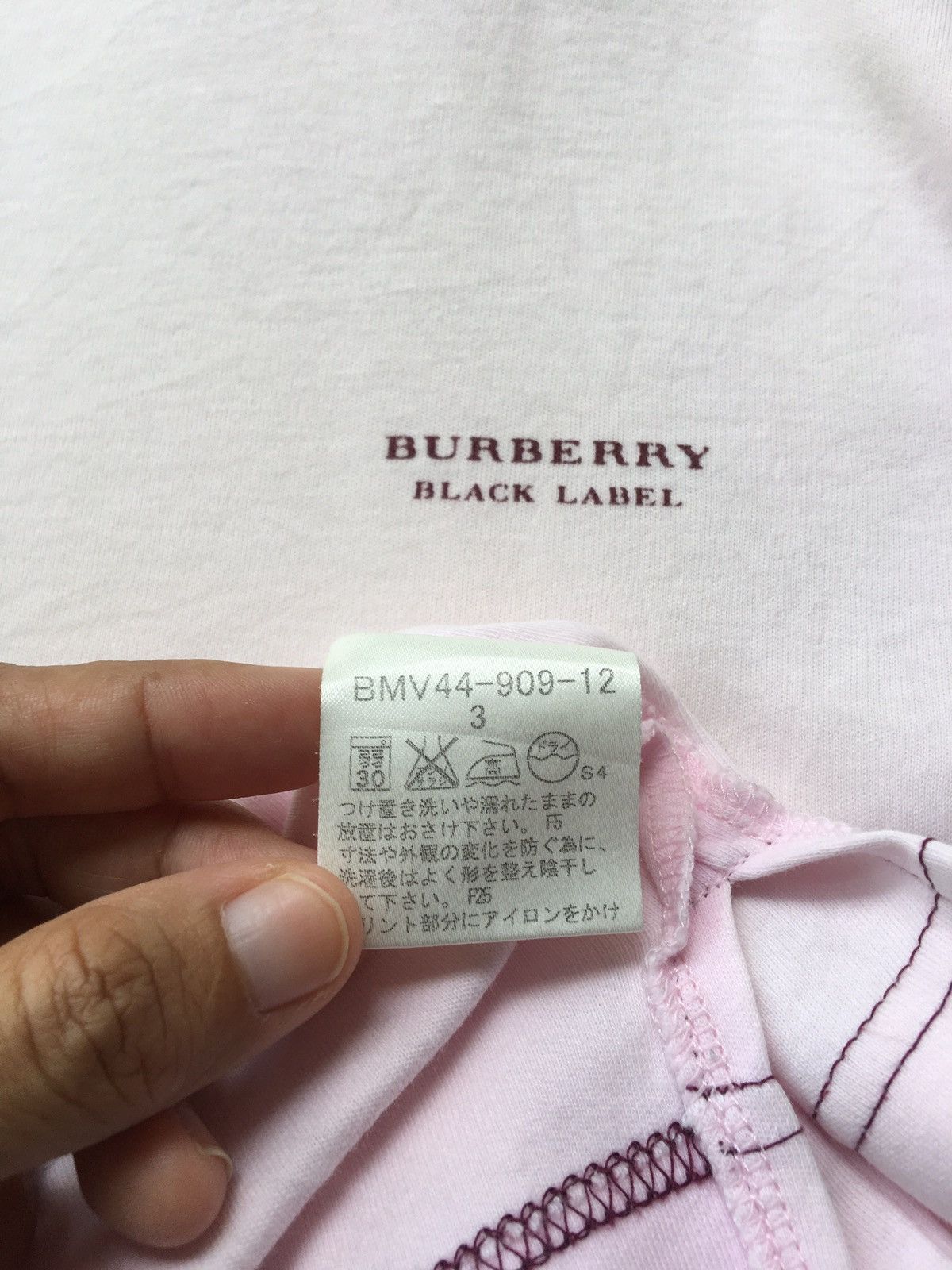 Burberry Vintage Burberry Checkered Tshirt Size US M / EU 48-50 / 2 - 12 Thumbnail